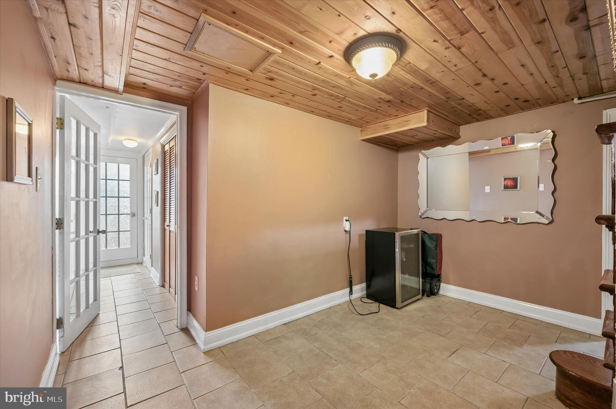 WILLOW GROVE - Residential