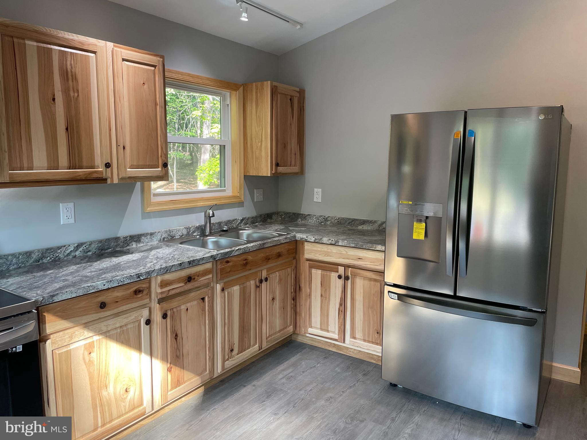 HARNEST HILLS - Residential