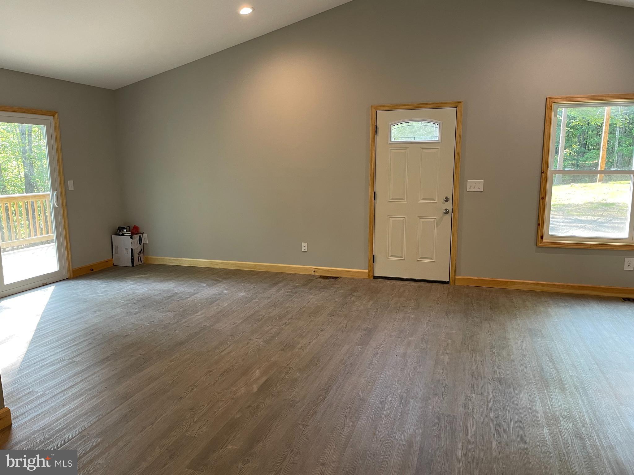 HARNEST HILLS - Residential