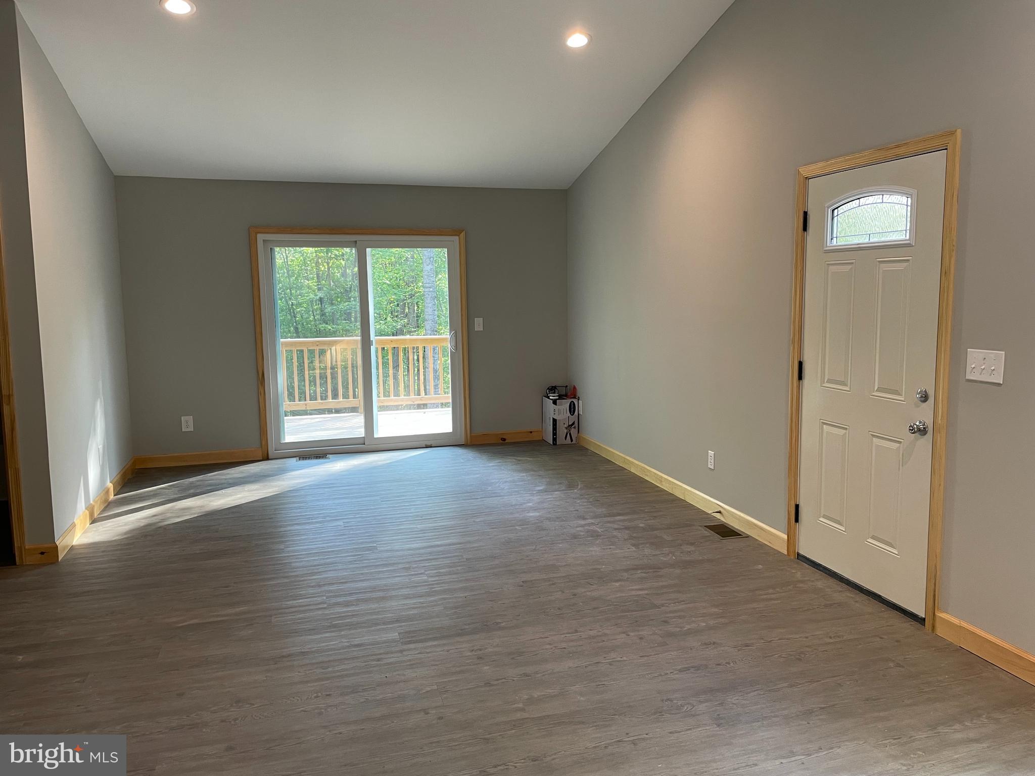 HARNEST HILLS - Residential