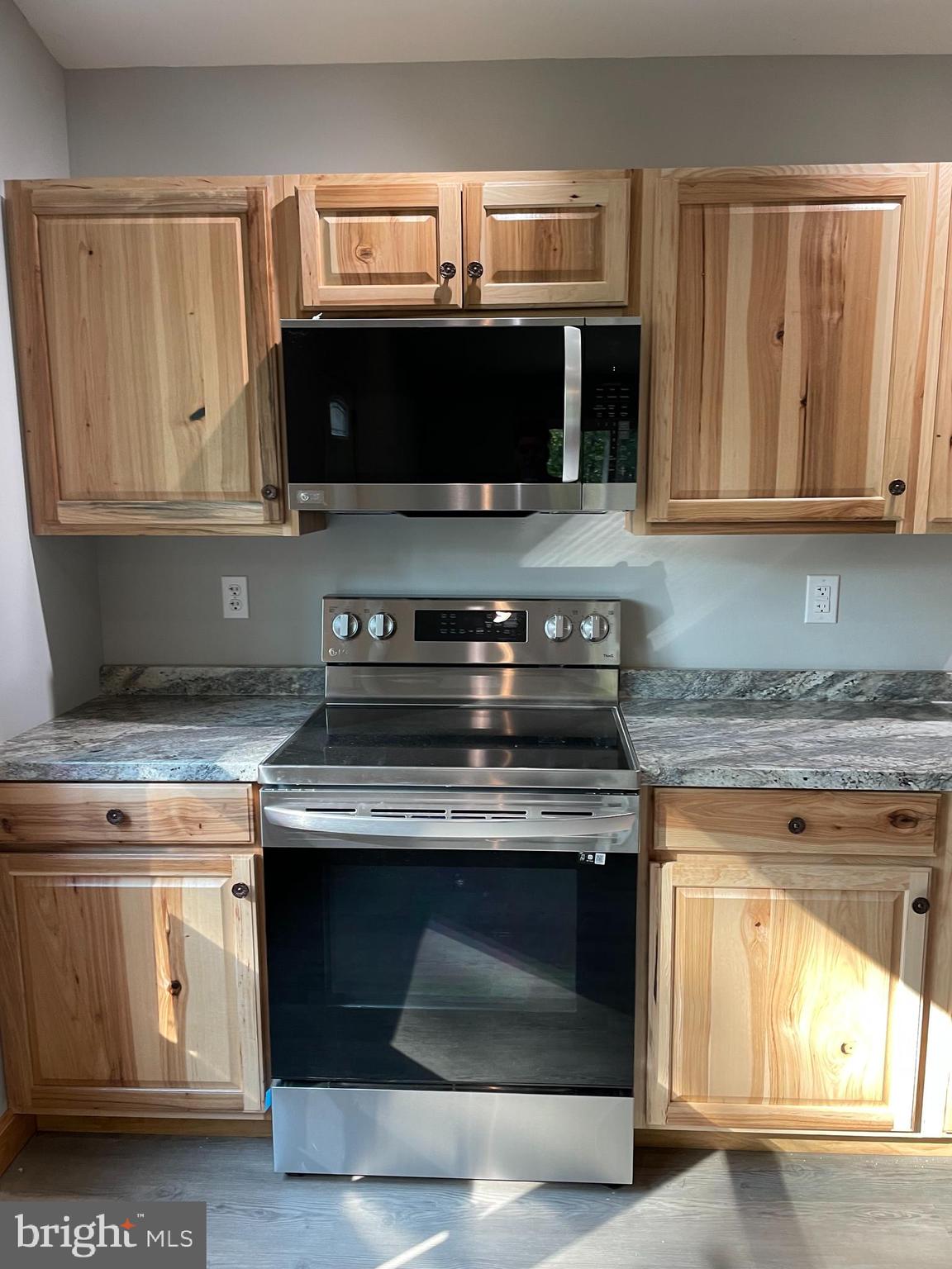 HARNEST HILLS - Residential