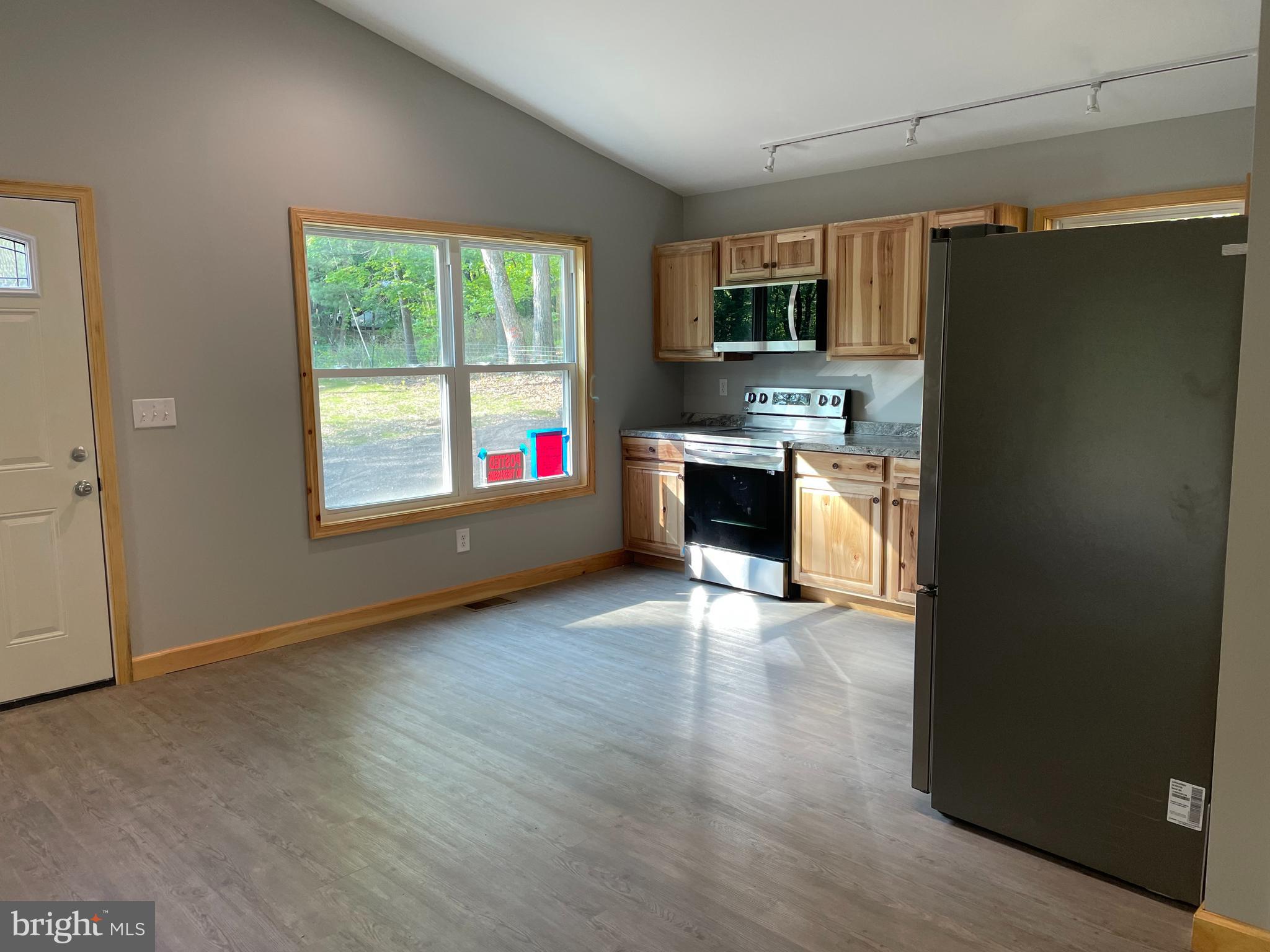 HARNEST HILLS - Residential