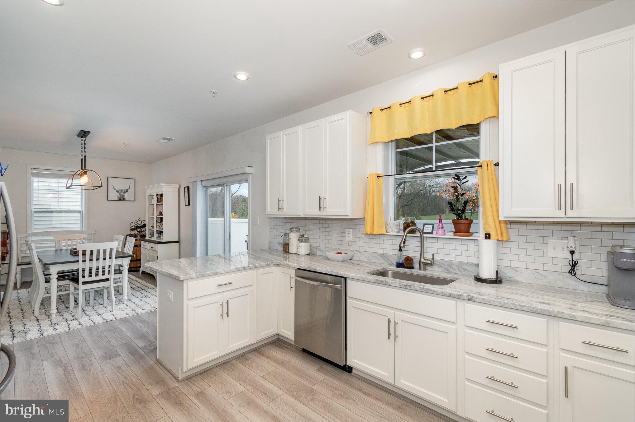 HIGHMEADOW HILLS - Residential