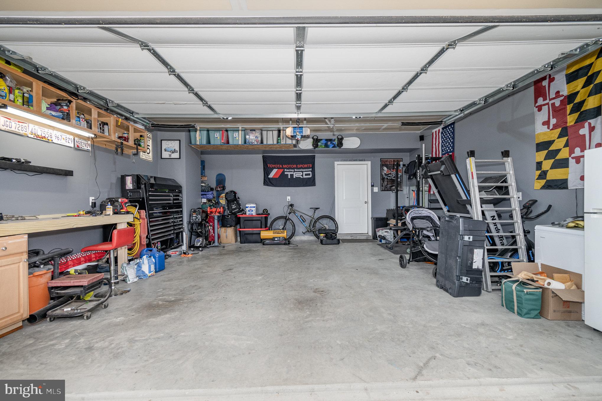 HIGHMEADOW HILLS - Residential