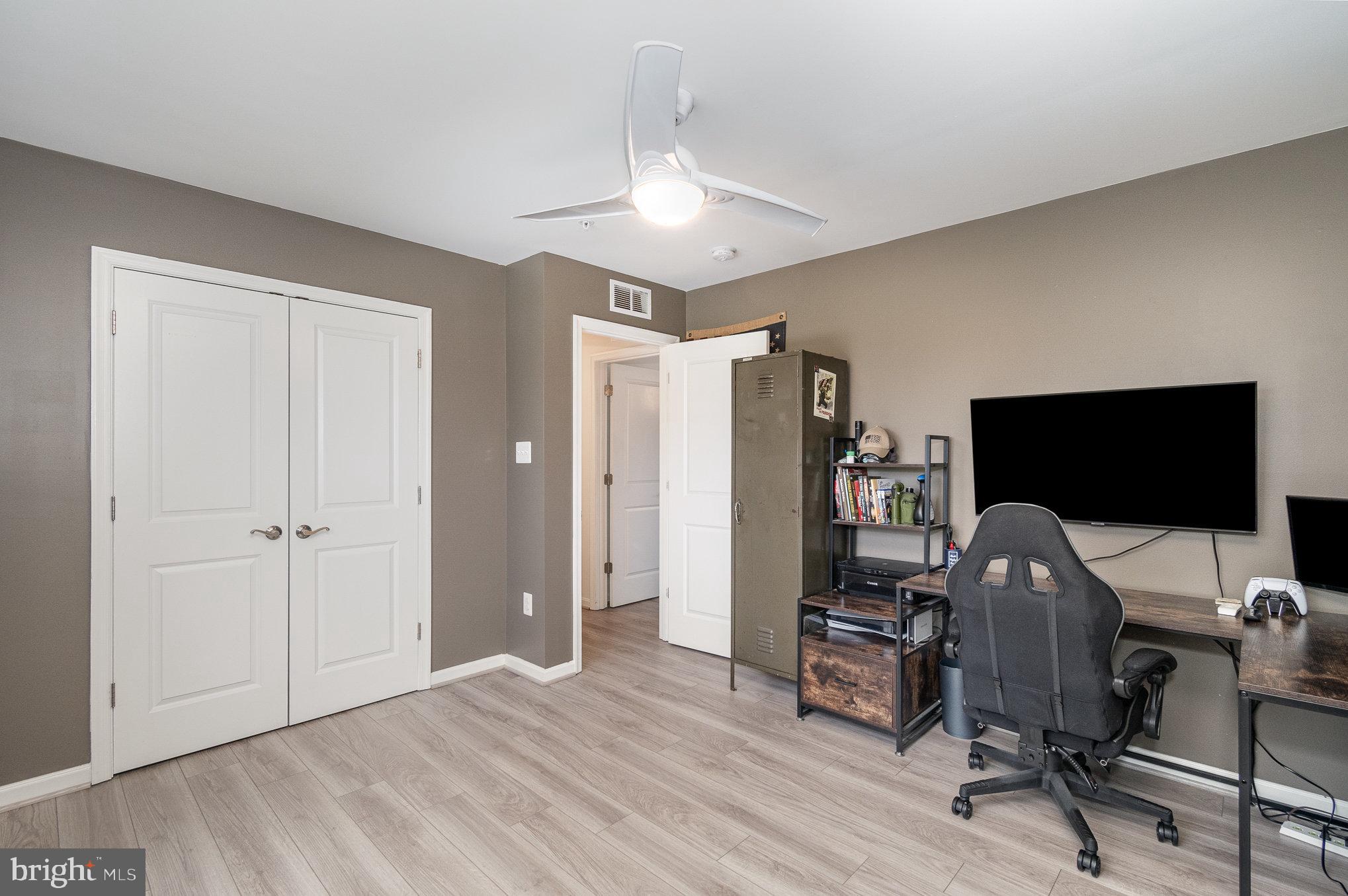 HIGHMEADOW HILLS - Residential