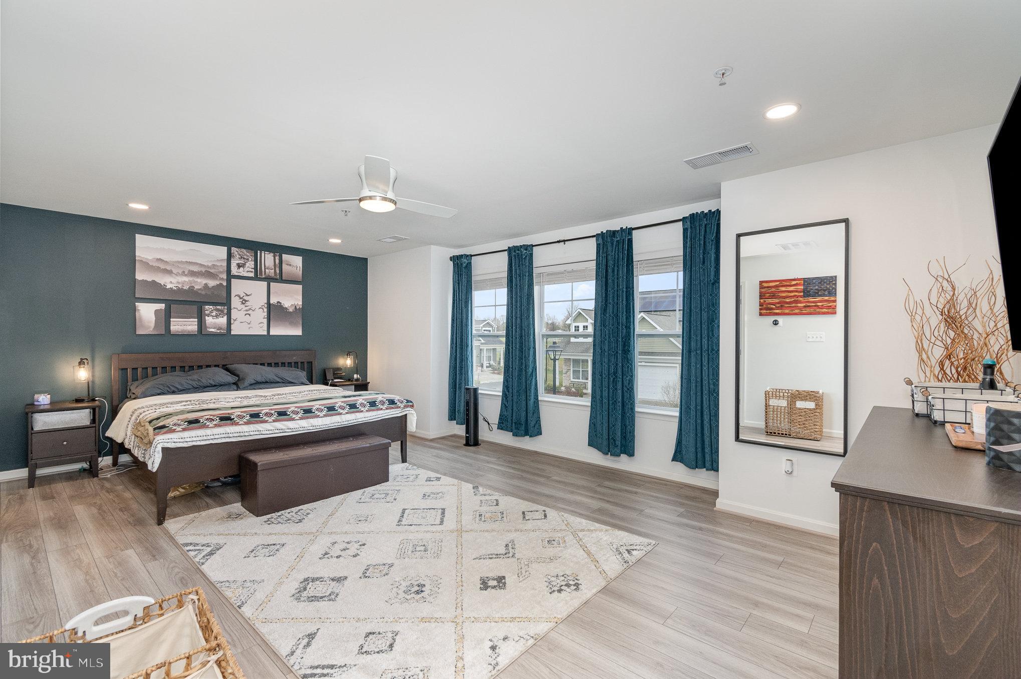 HIGHMEADOW HILLS - Residential