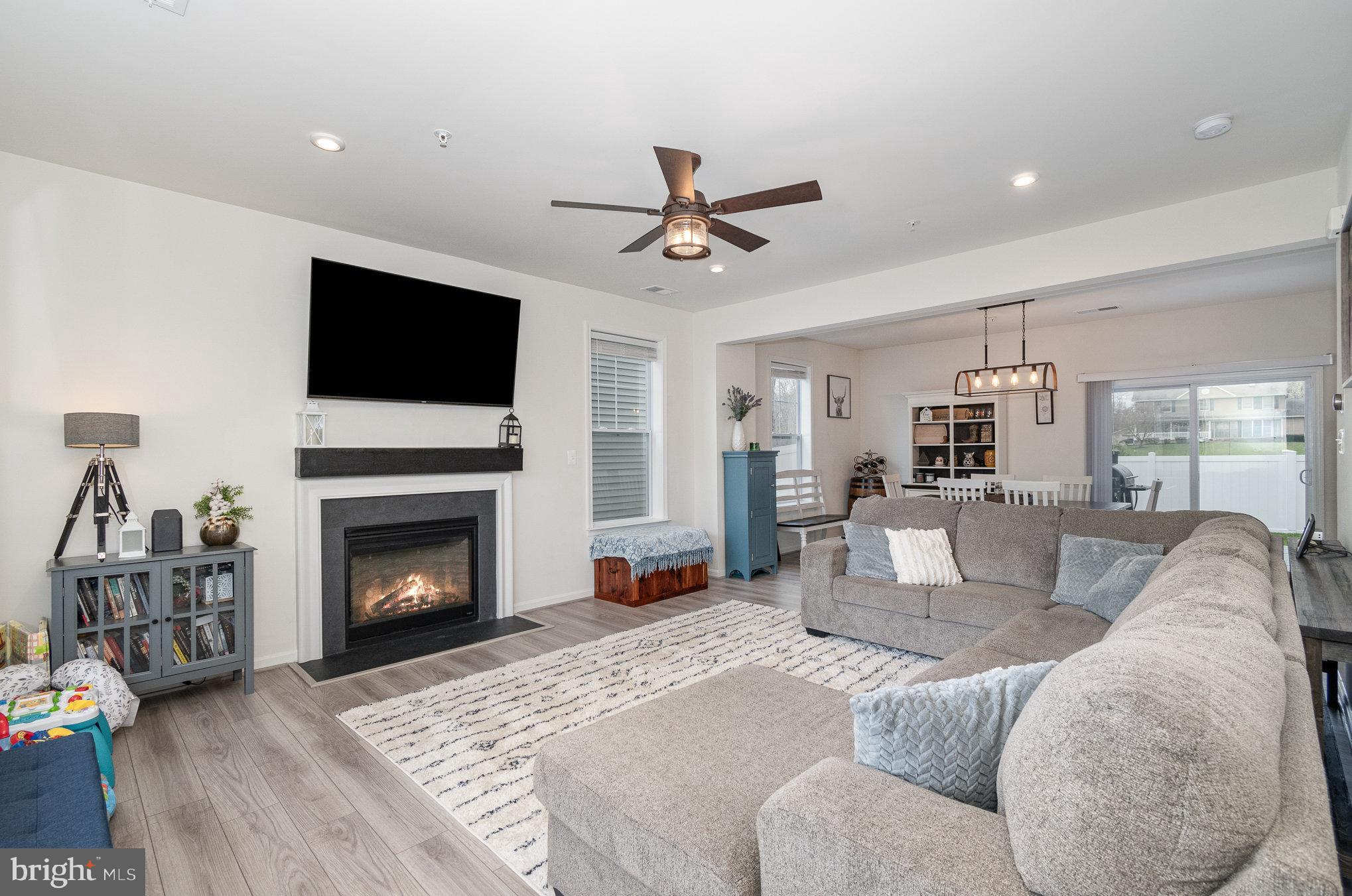 HIGHMEADOW HILLS - Residential