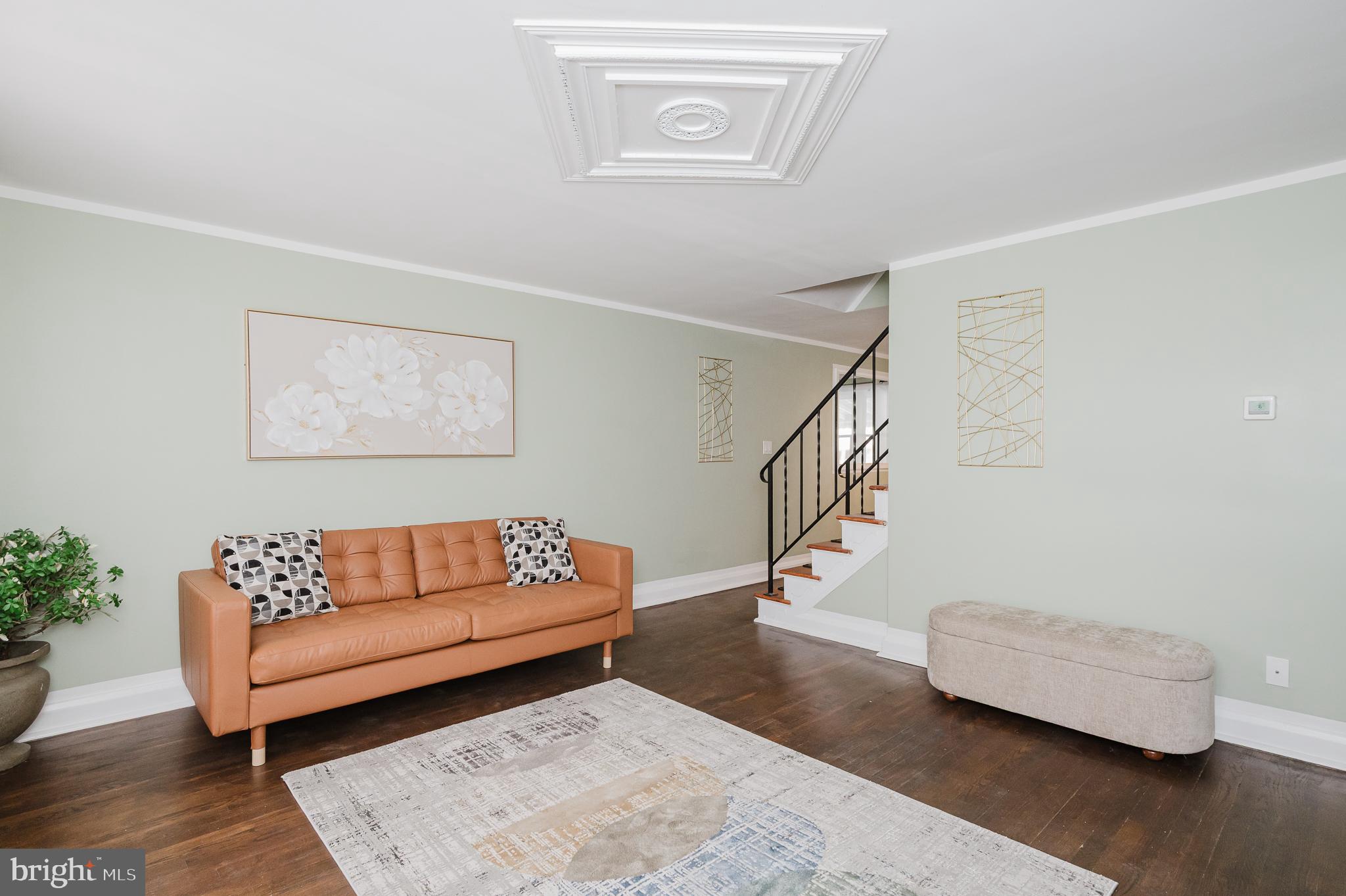 1216 DEANWOOD ROAD