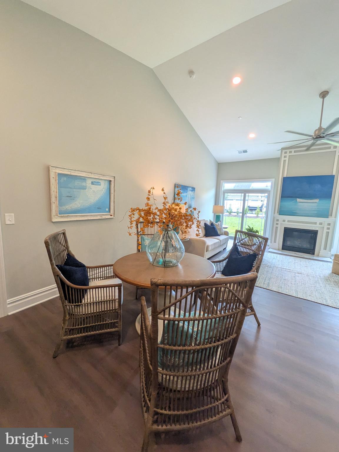 EASTON CLUB - Residential