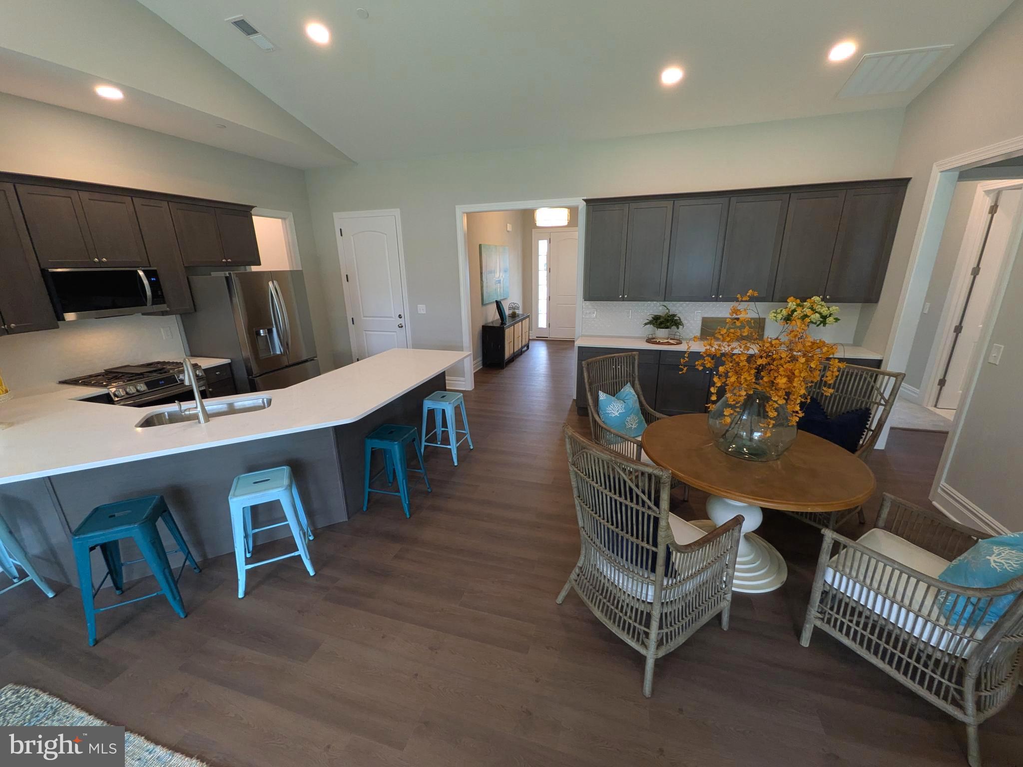 EASTON CLUB - Residential