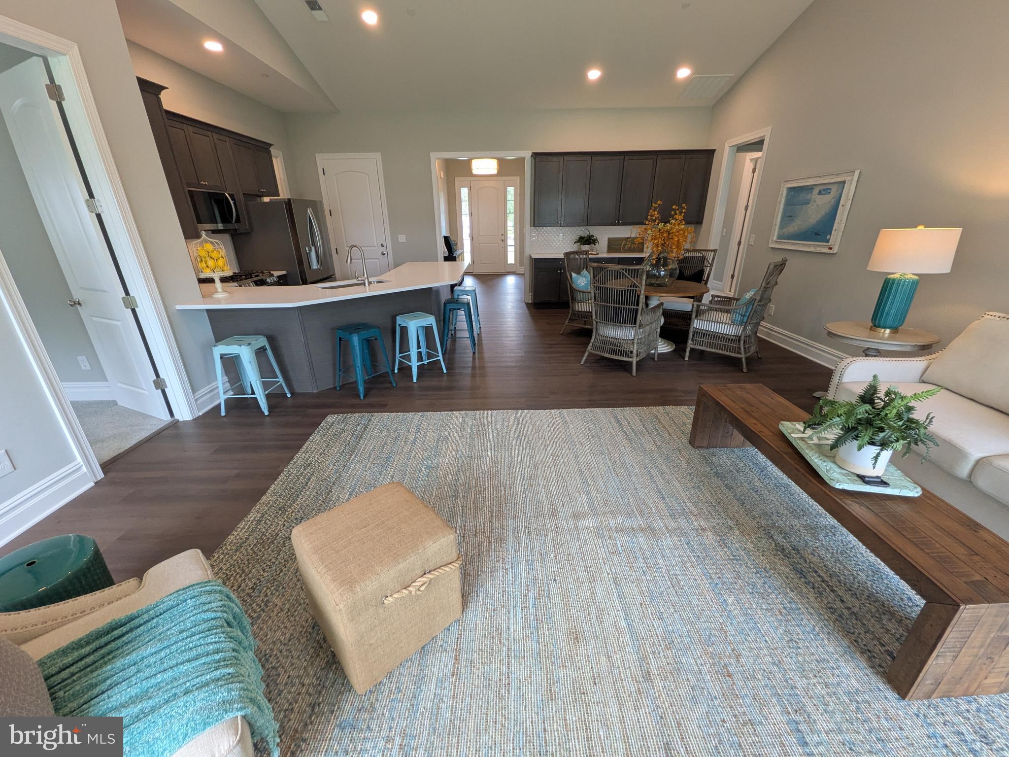 EASTON CLUB - Residential