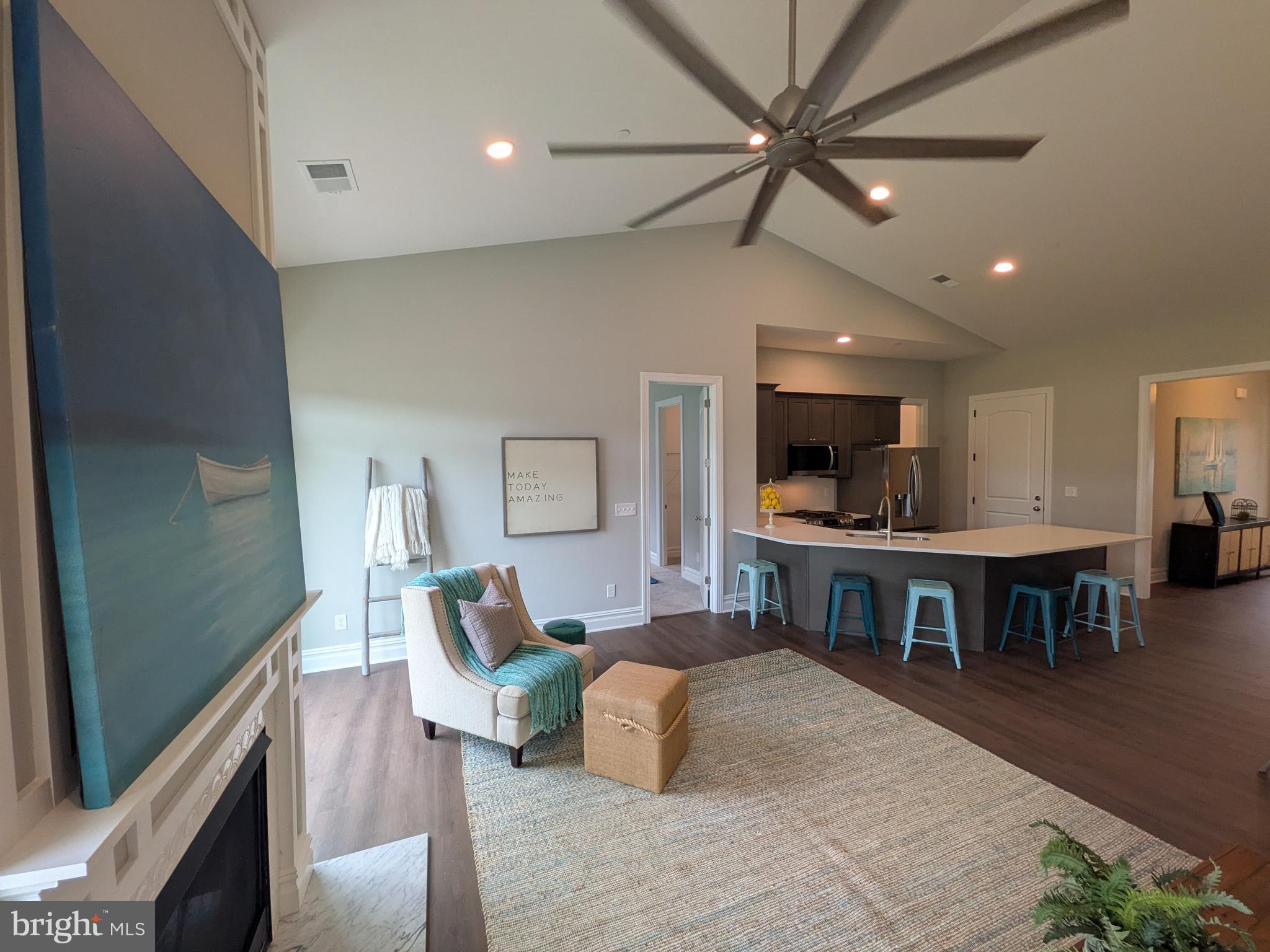 EASTON CLUB - Residential