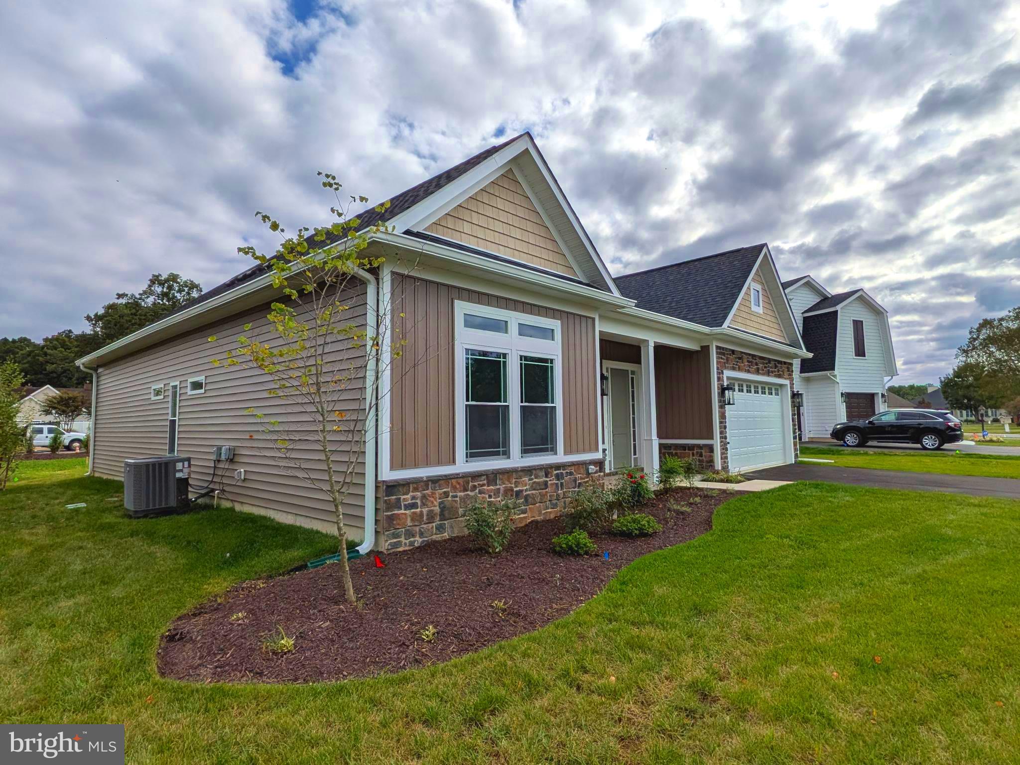 EASTON CLUB - Residential