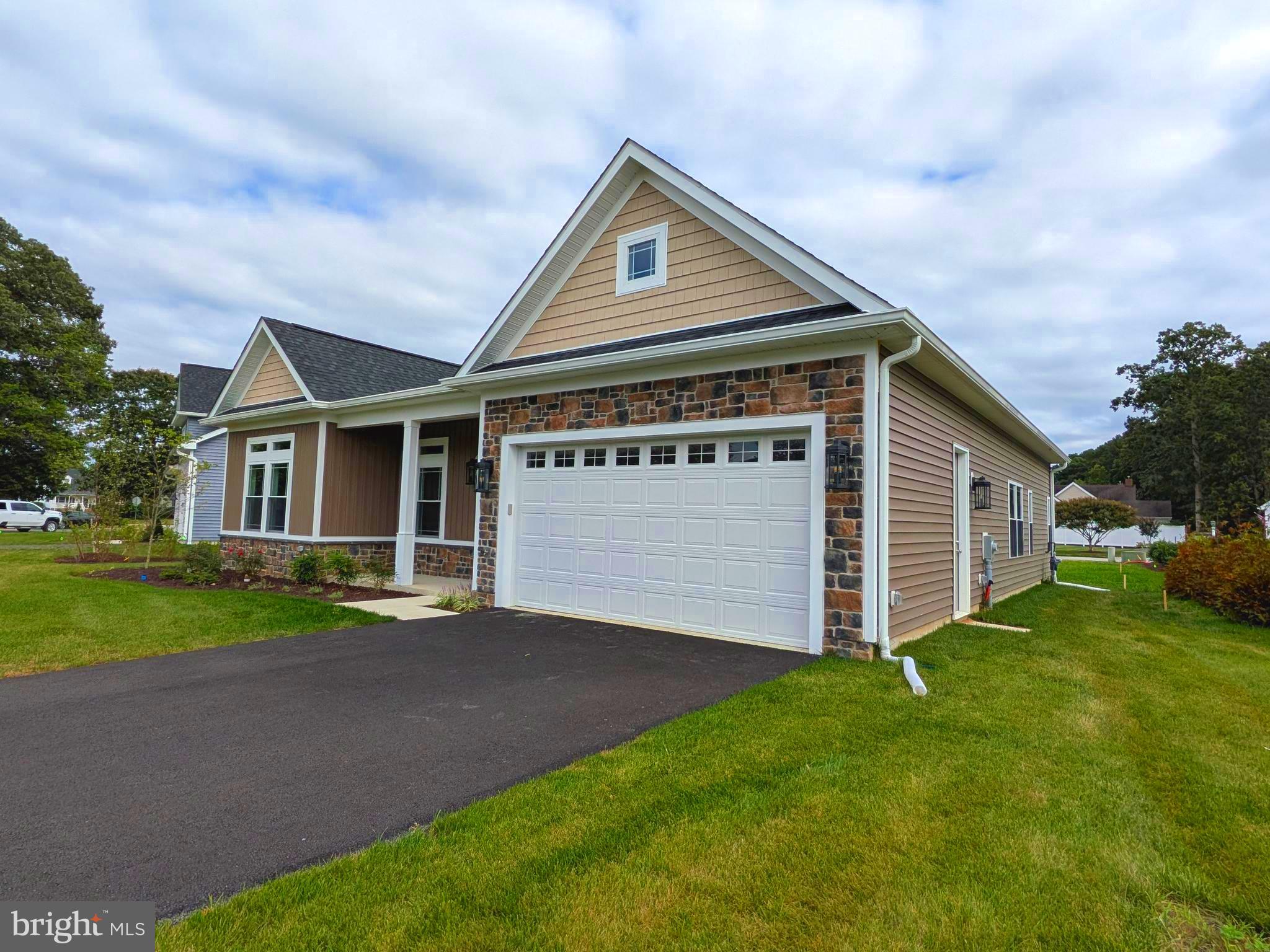 EASTON CLUB - Residential