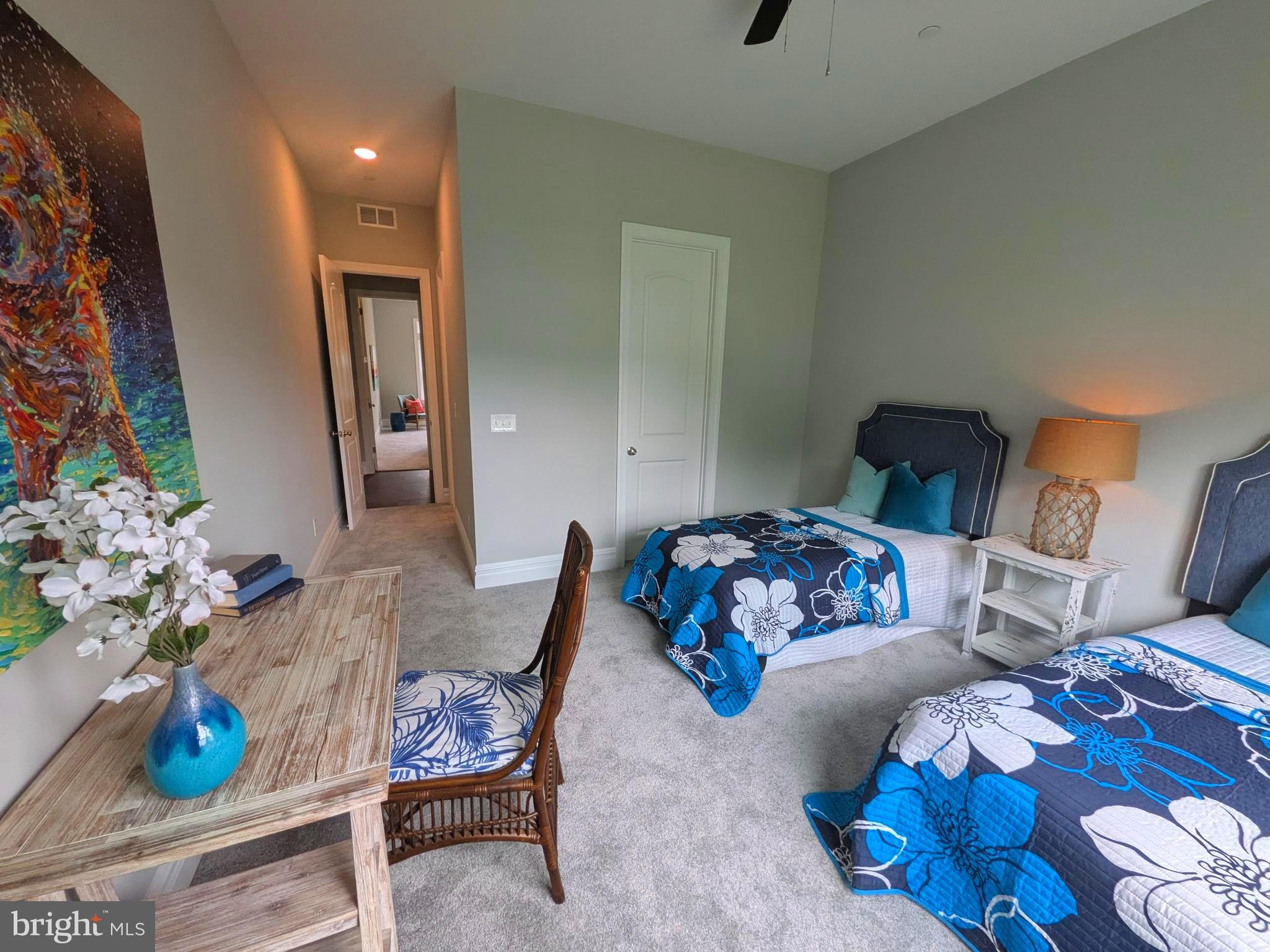 EASTON CLUB - Residential