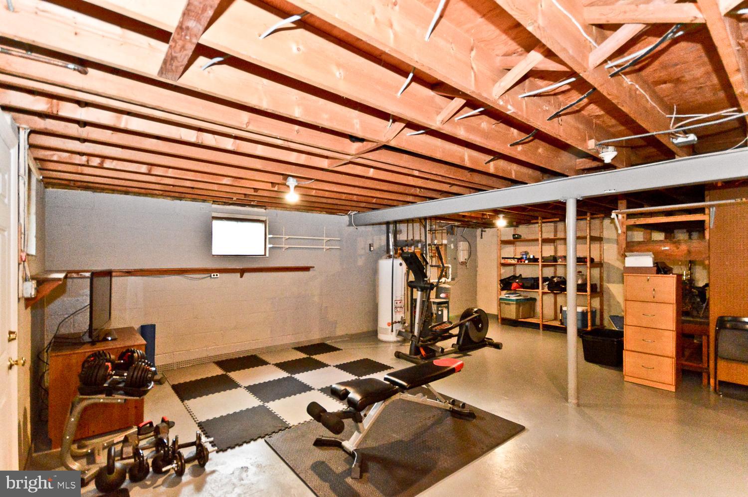 MELCLARE MANOR - Residential