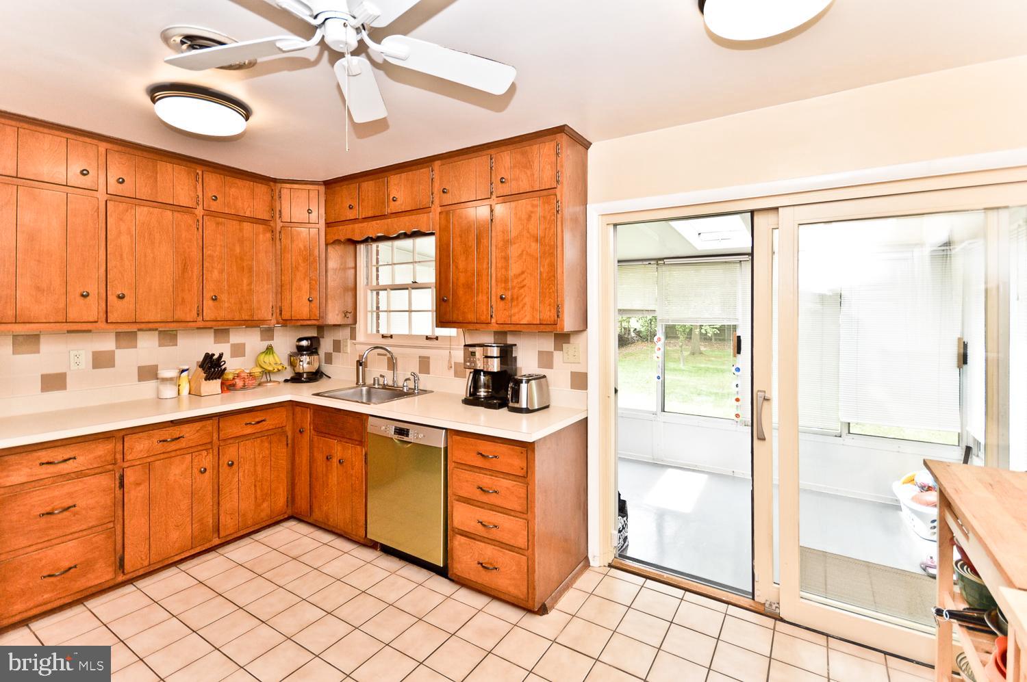 MELCLARE MANOR - Residential