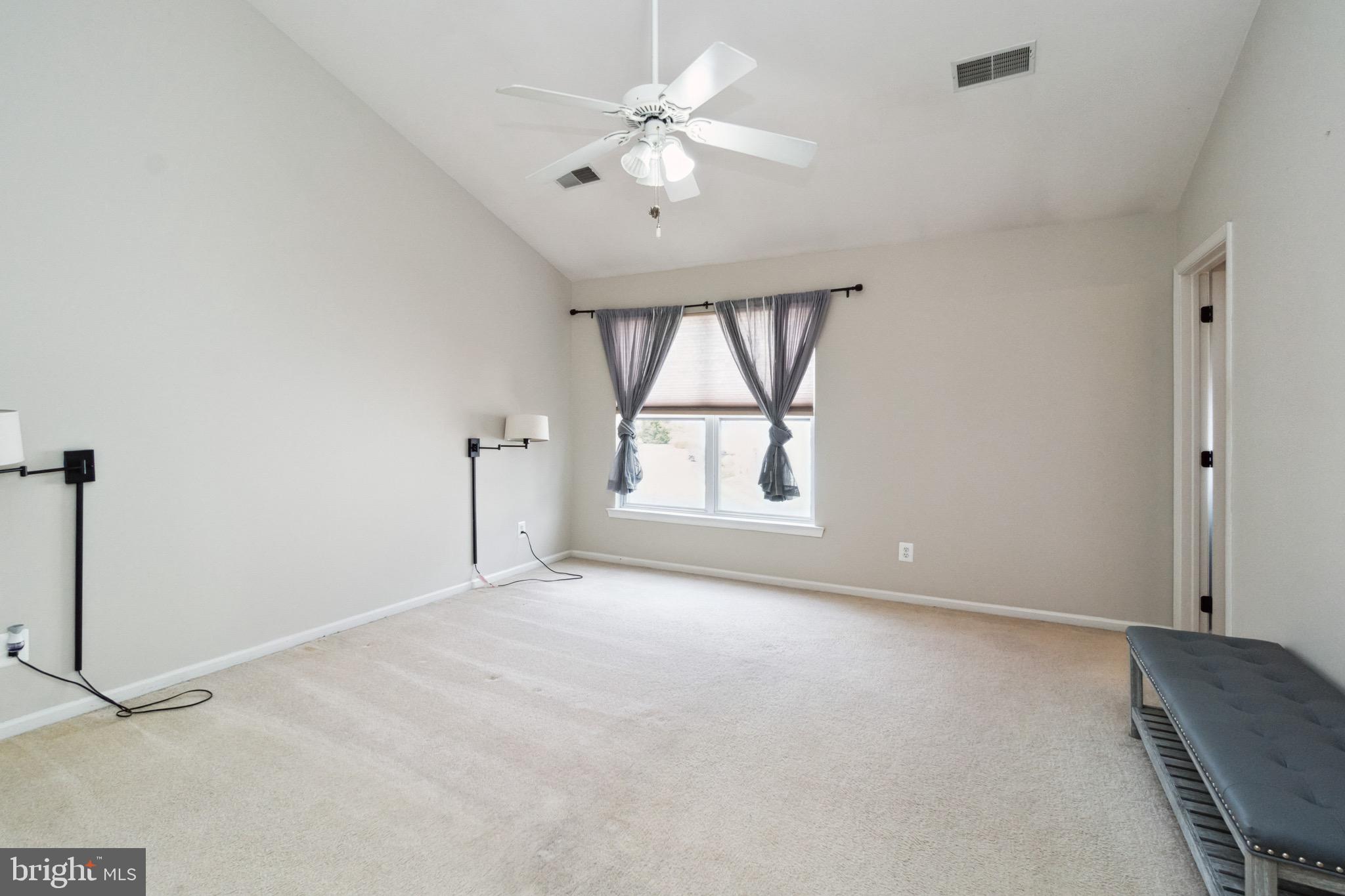 PRINCE WILLIAM COMMONS - Residential Lease