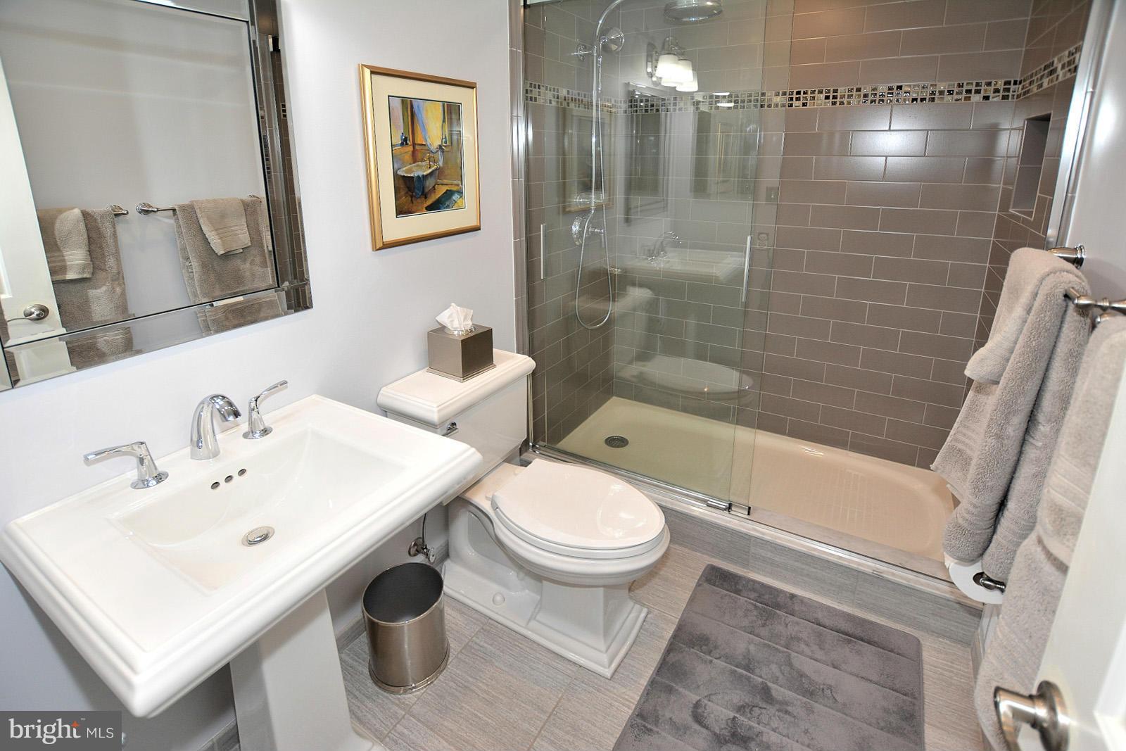 SOUTH RUN - Residential