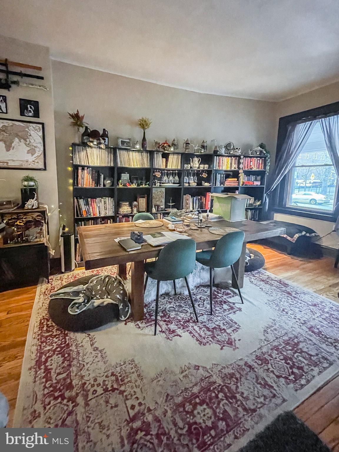 UNIVERSITY CITY - Residential Lease