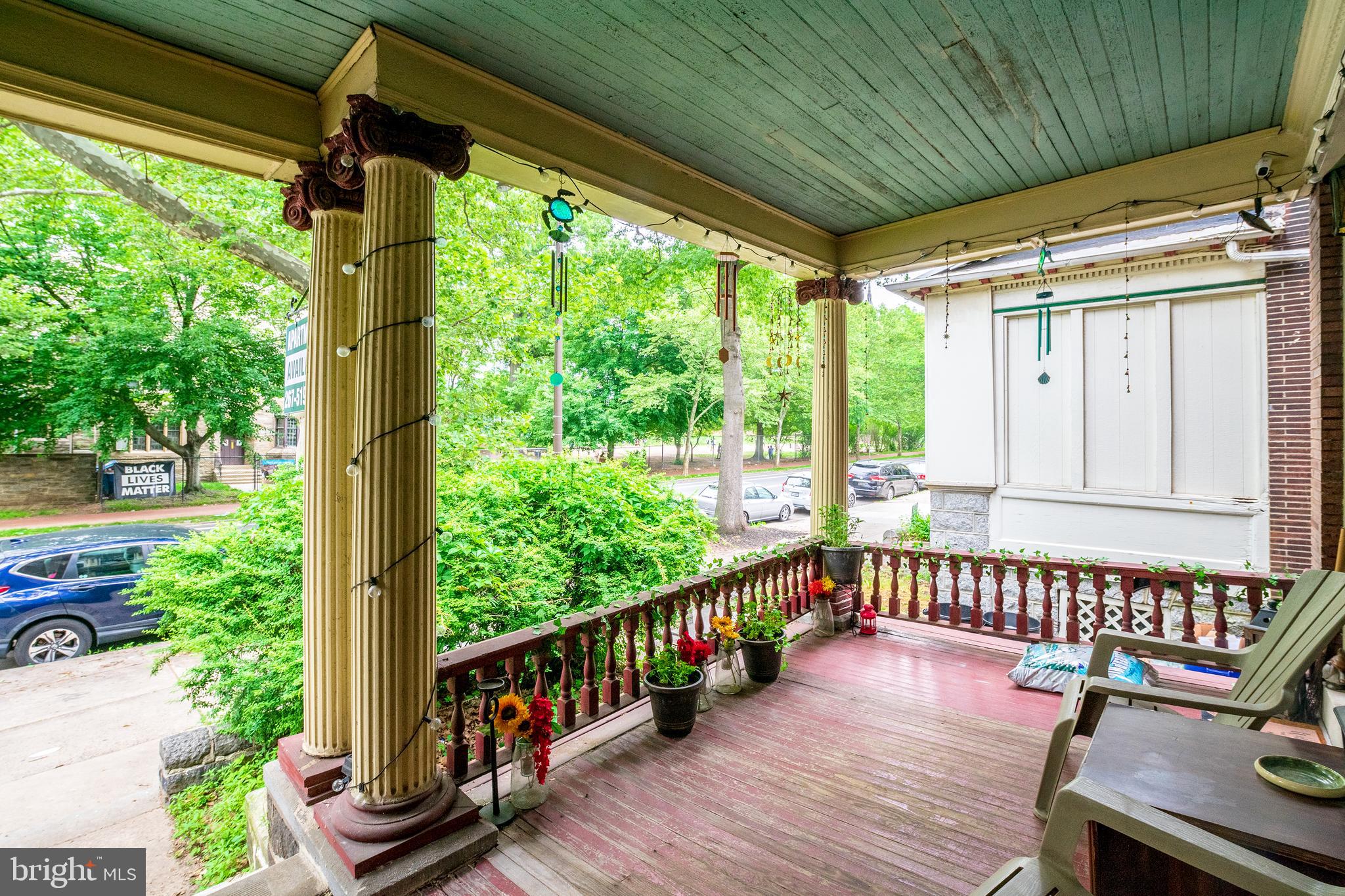 UNIVERSITY CITY - Residential Lease