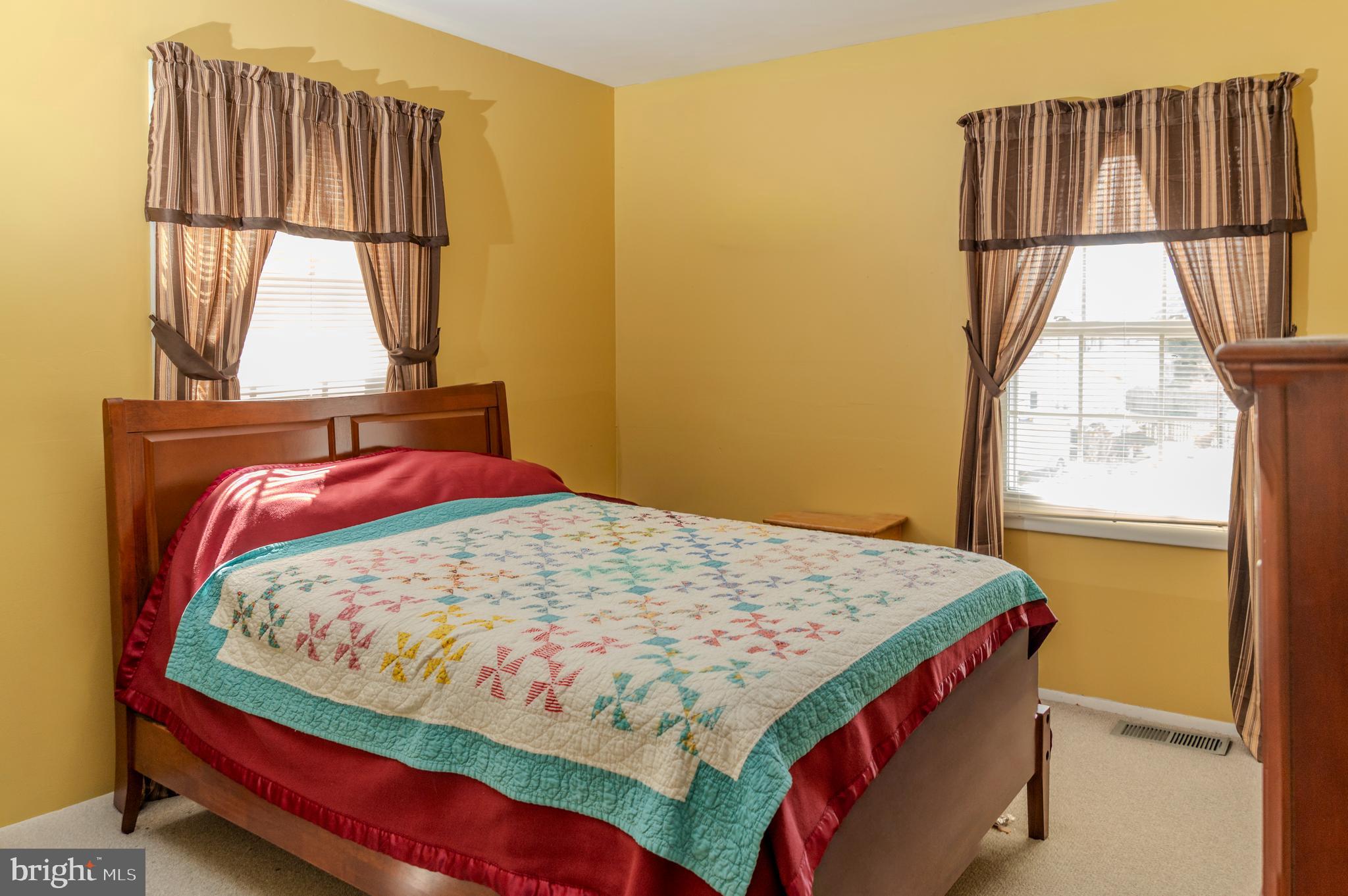 NORTH INDIAN HEAD ESTATES - Residential