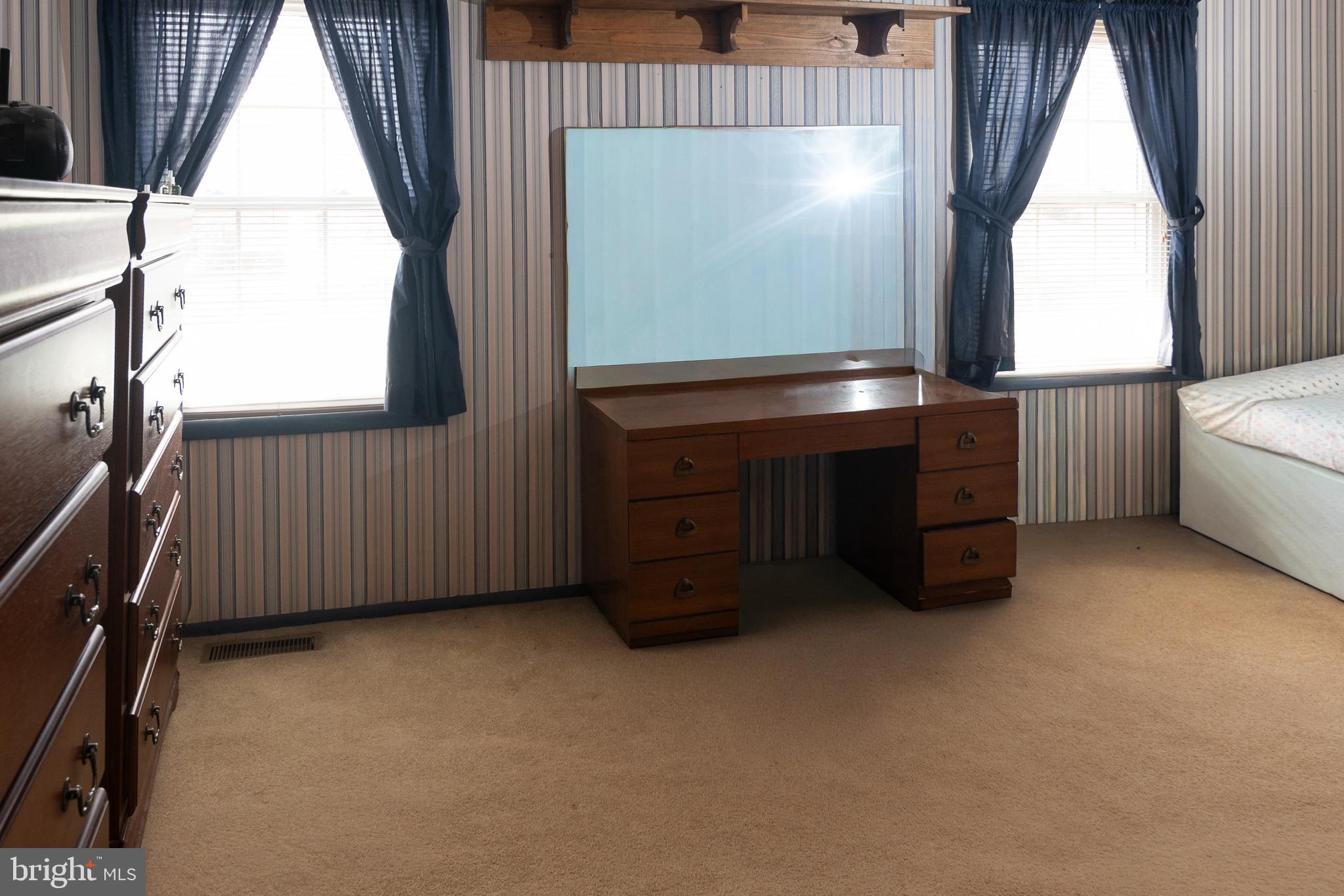 NORTH INDIAN HEAD ESTATES - Residential