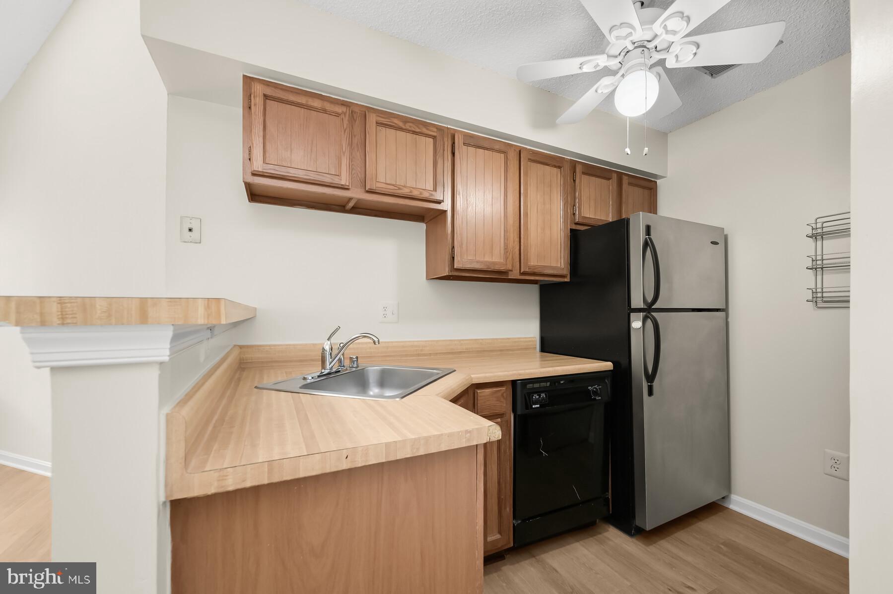 TIERS AT WHEATON - Residential Lease