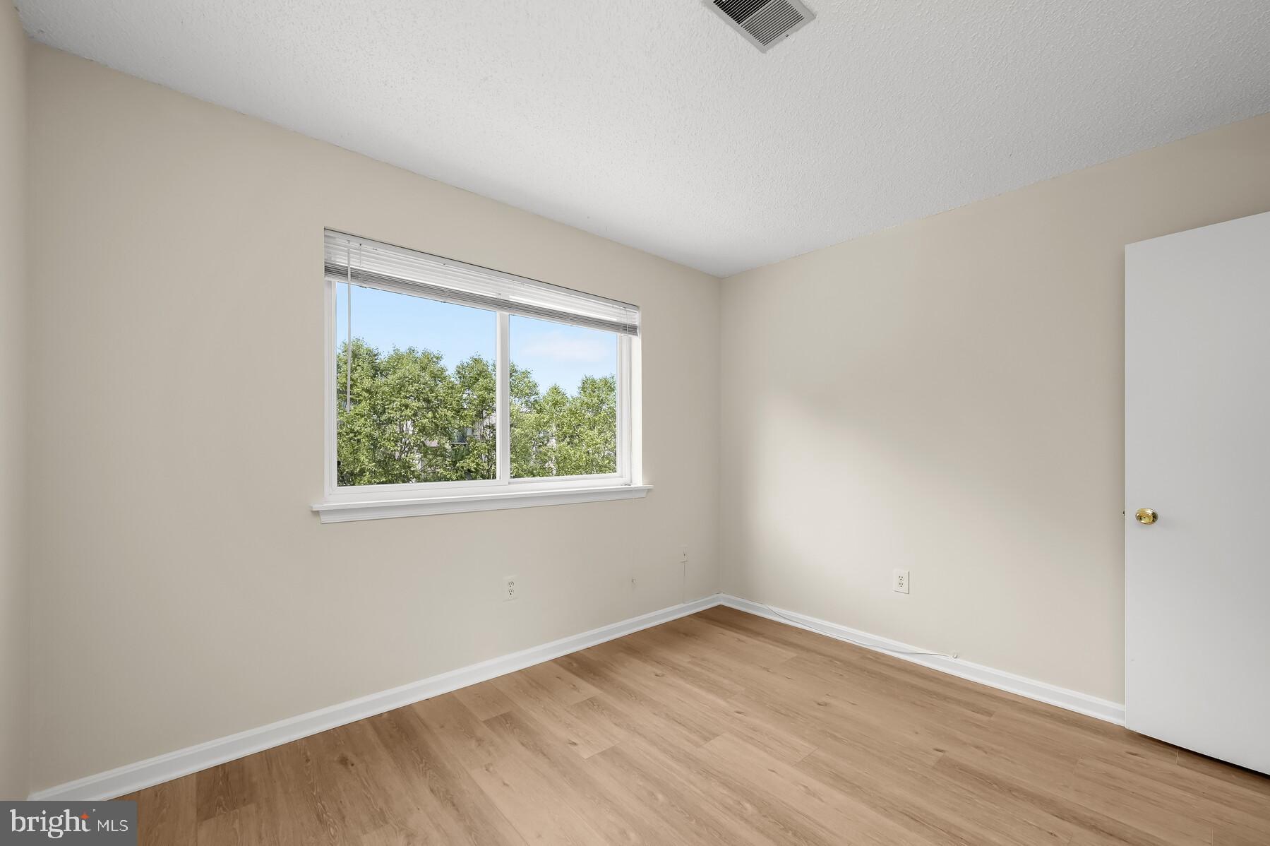 TIERS AT WHEATON - Residential Lease