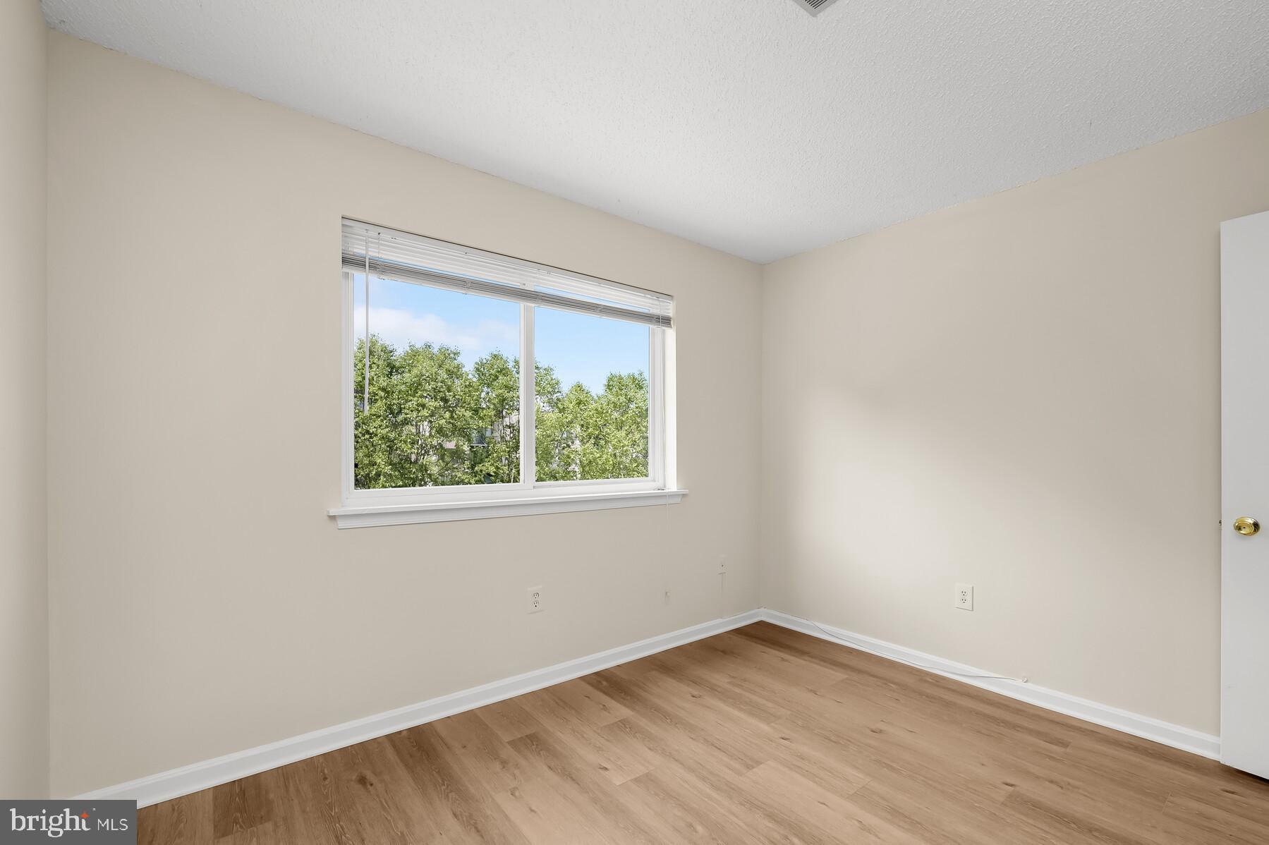 TIERS AT WHEATON - Residential Lease