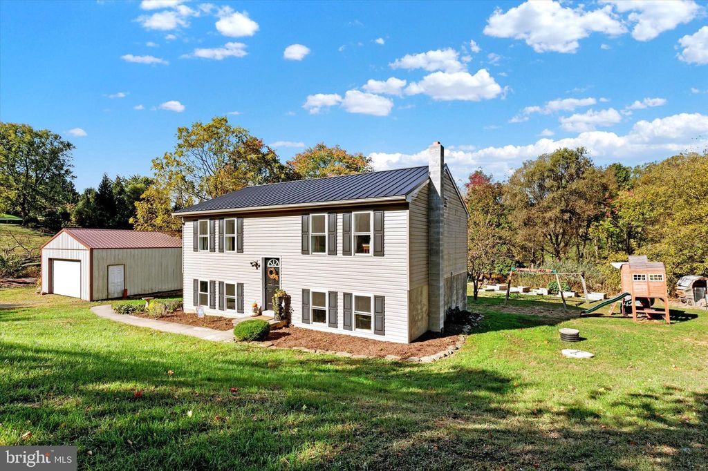 Photo of 32 Creamery Road, Pequea, PA 17565 (MLS # PALA2058822)