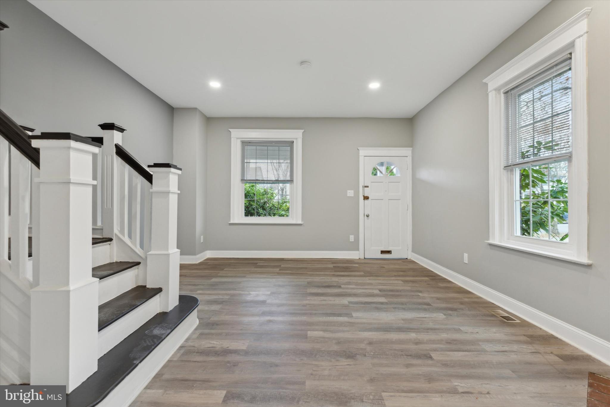 ROXBOROUGH - Residential Lease