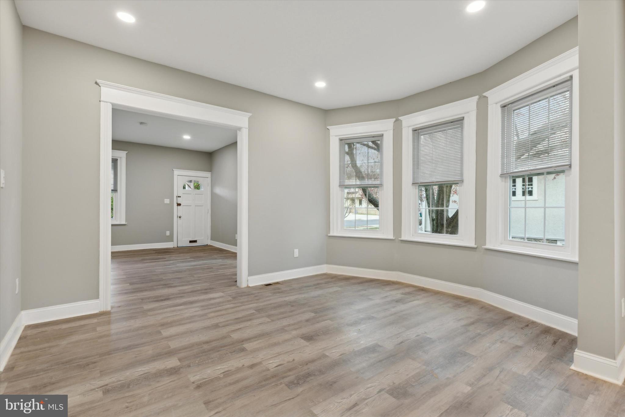 ROXBOROUGH - Residential Lease