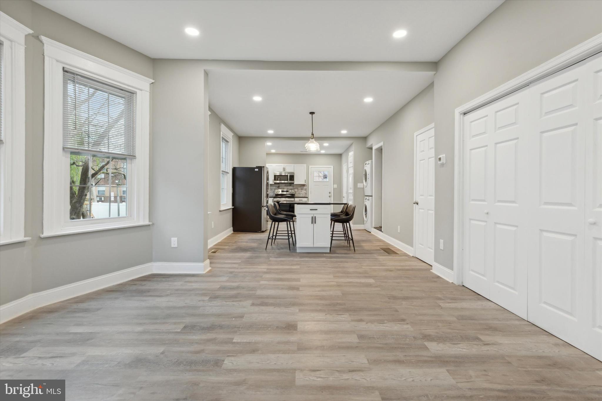 ROXBOROUGH - Residential Lease