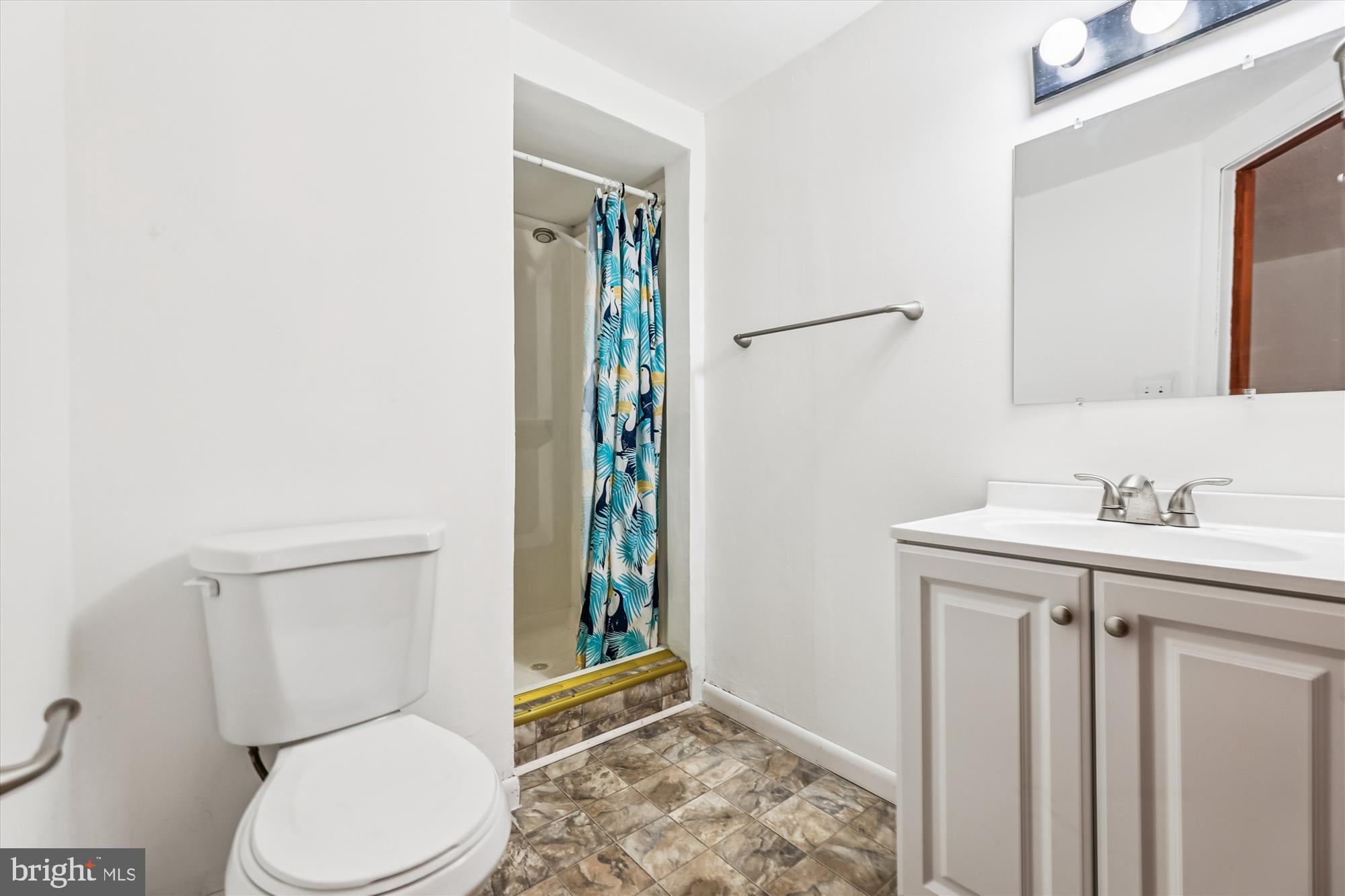 OLD FORT HILLS - Residential