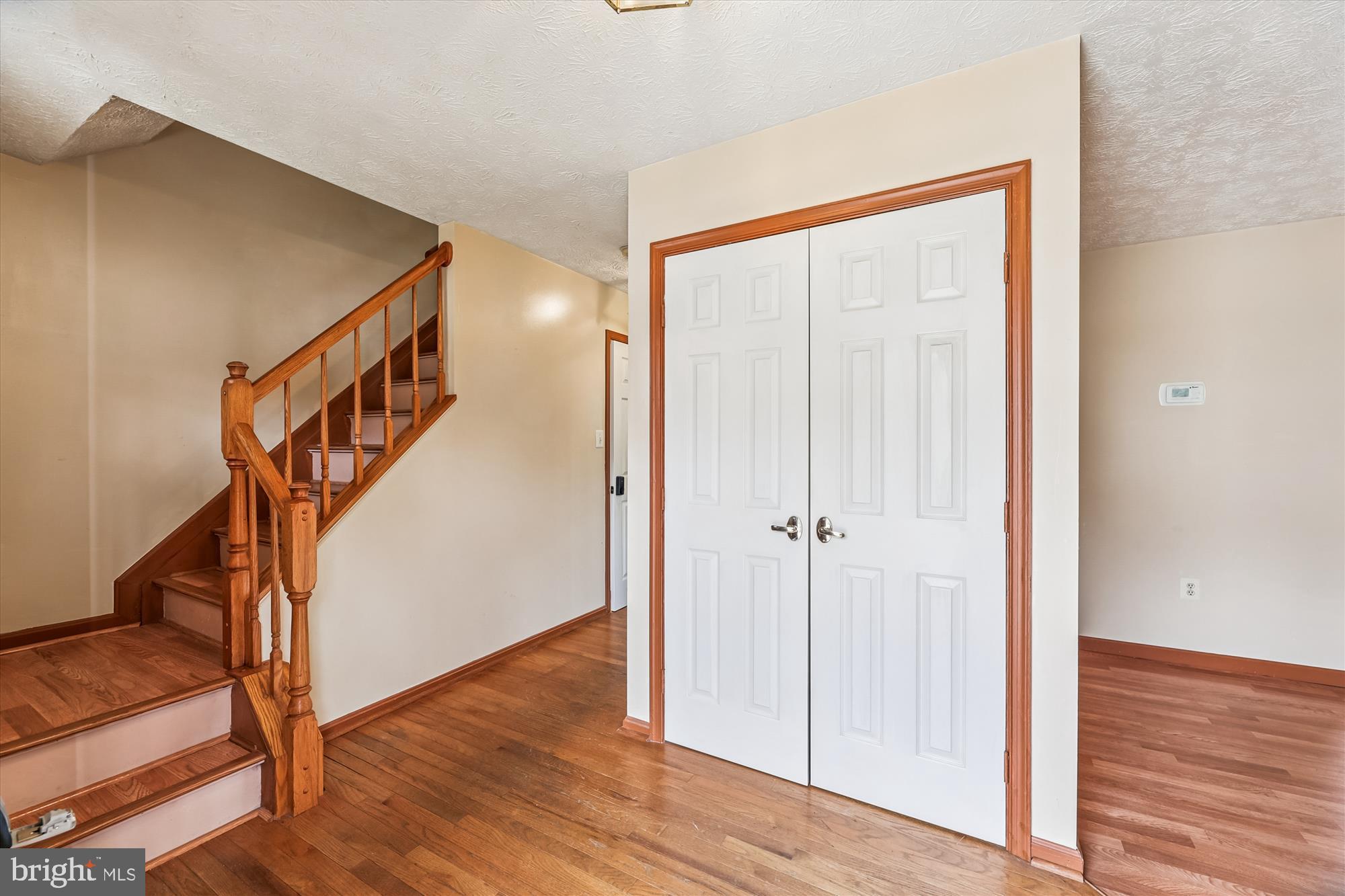 OLD FORT HILLS - Residential