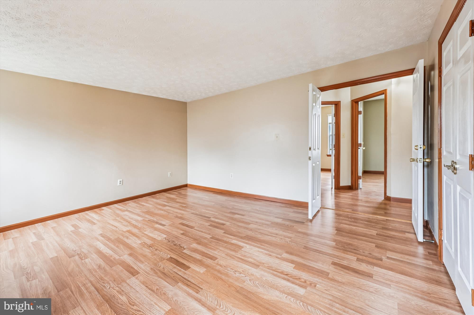 OLD FORT HILLS - Residential