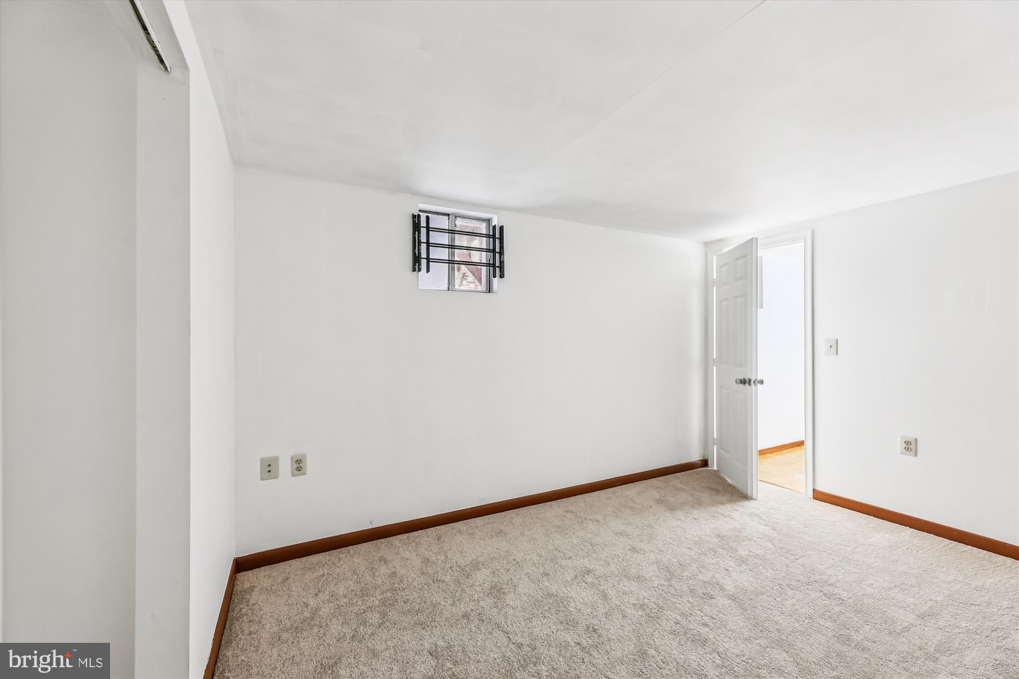 OLD FORT HILLS - Residential