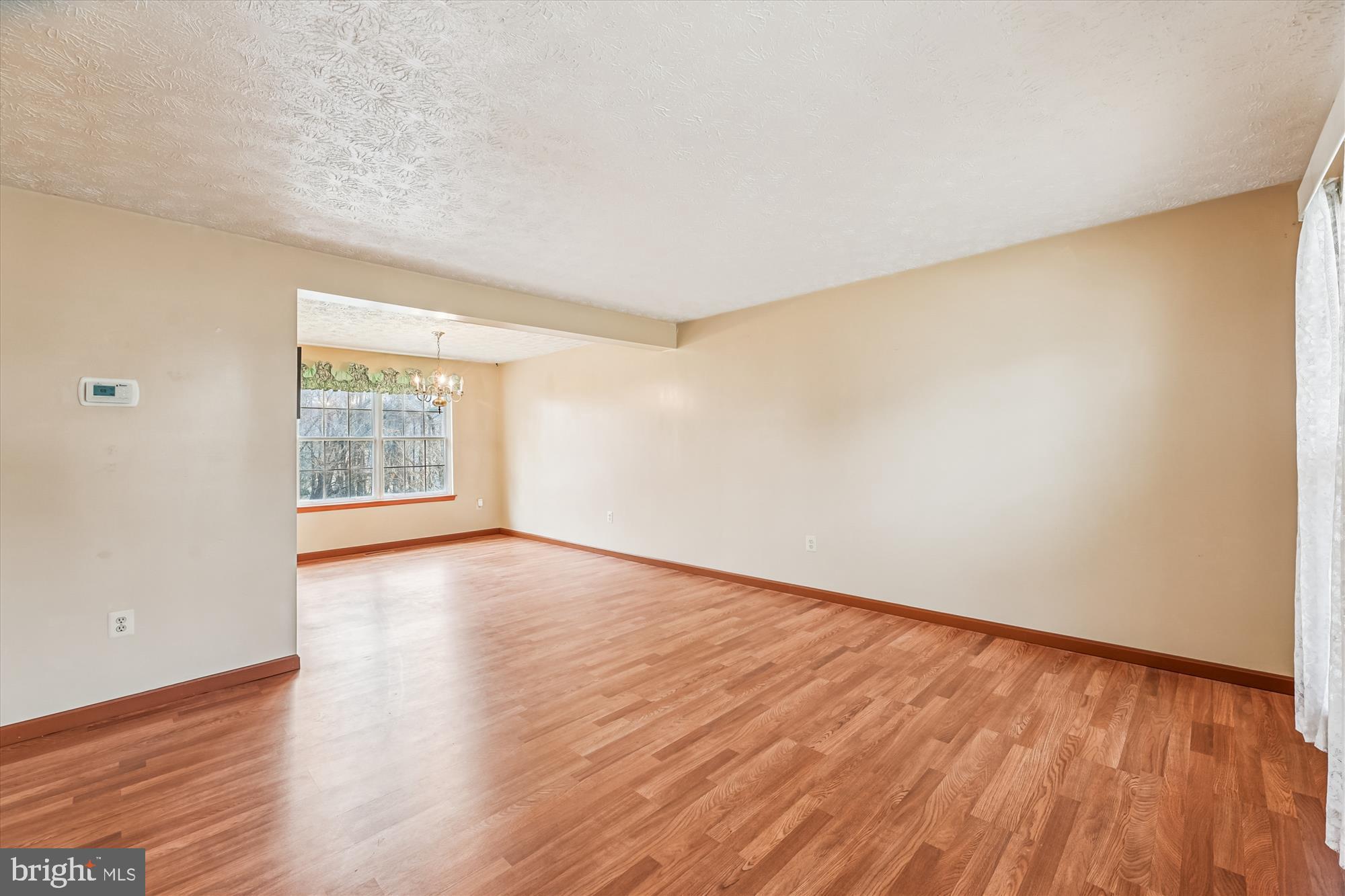 OLD FORT HILLS - Residential