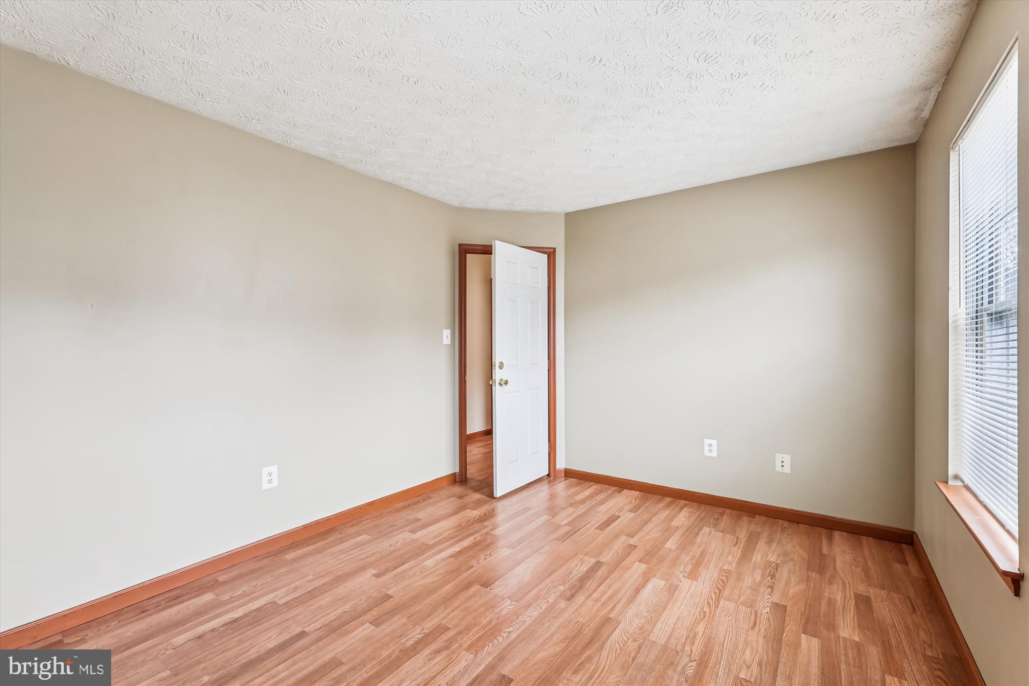 OLD FORT HILLS - Residential