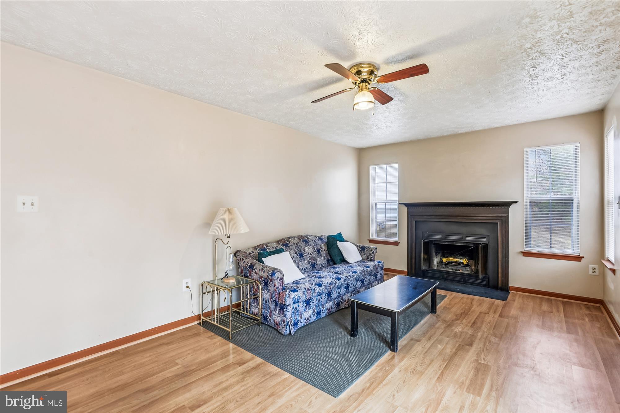 OLD FORT HILLS - Residential