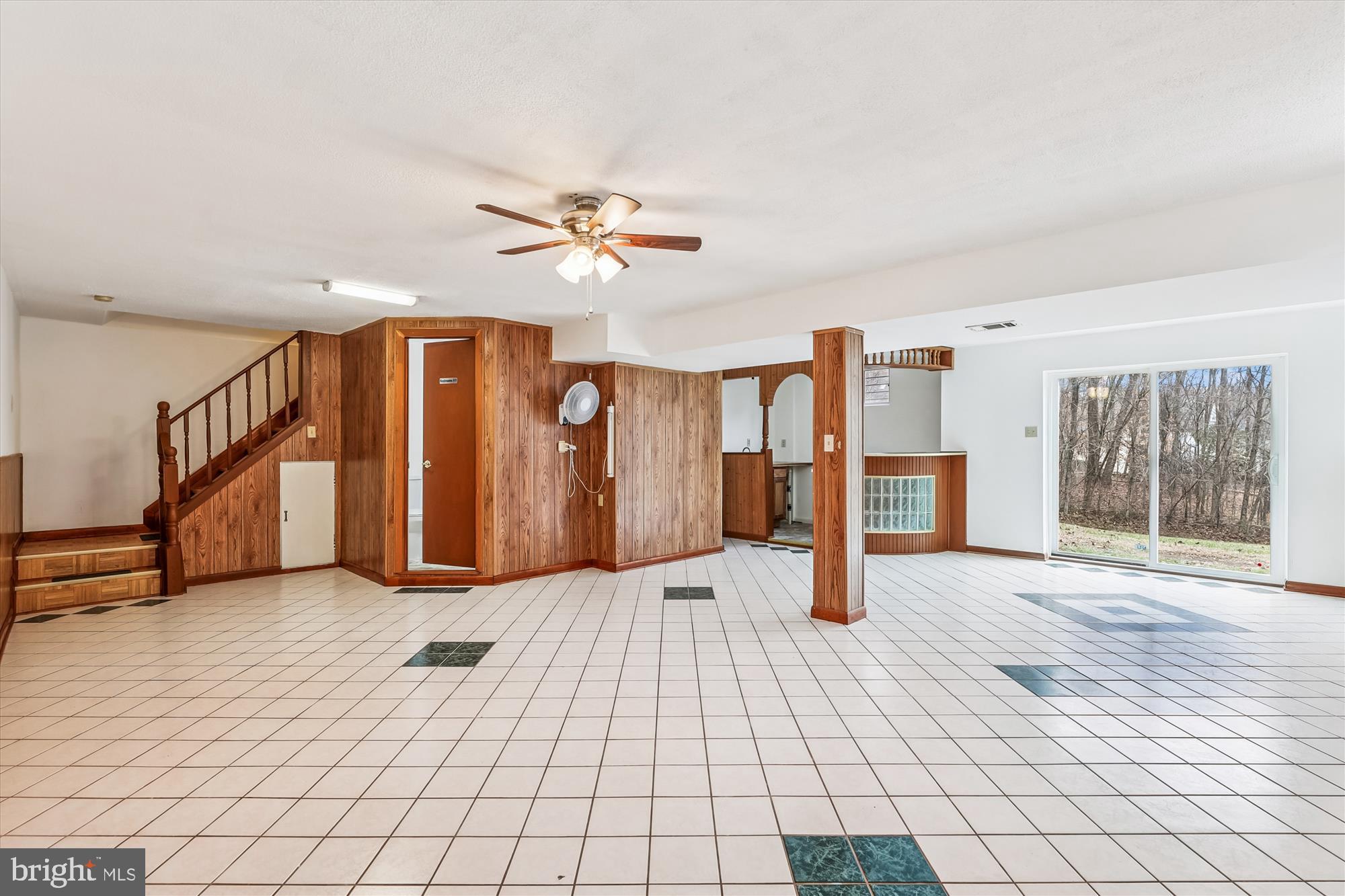 OLD FORT HILLS - Residential