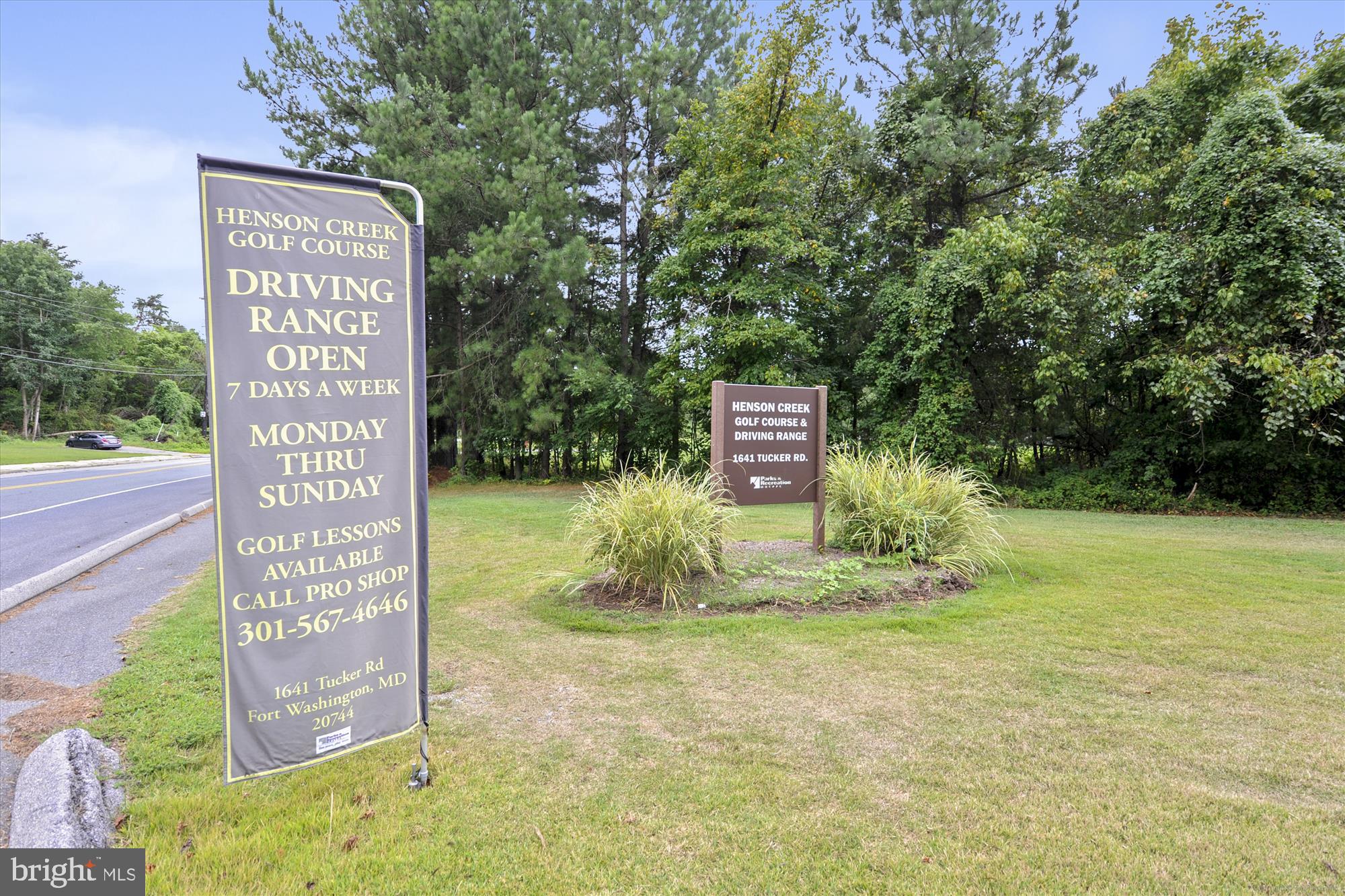 OLD FORT HILLS - Residential