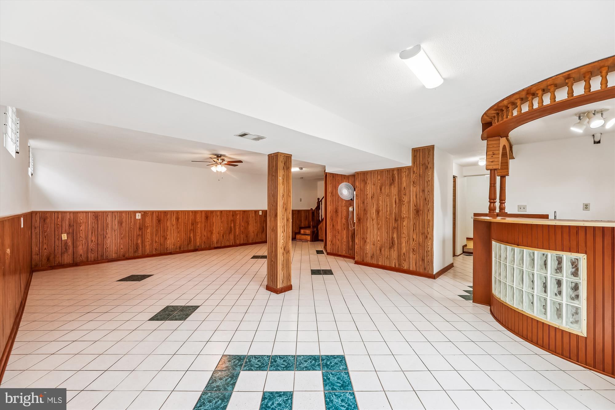 OLD FORT HILLS - Residential