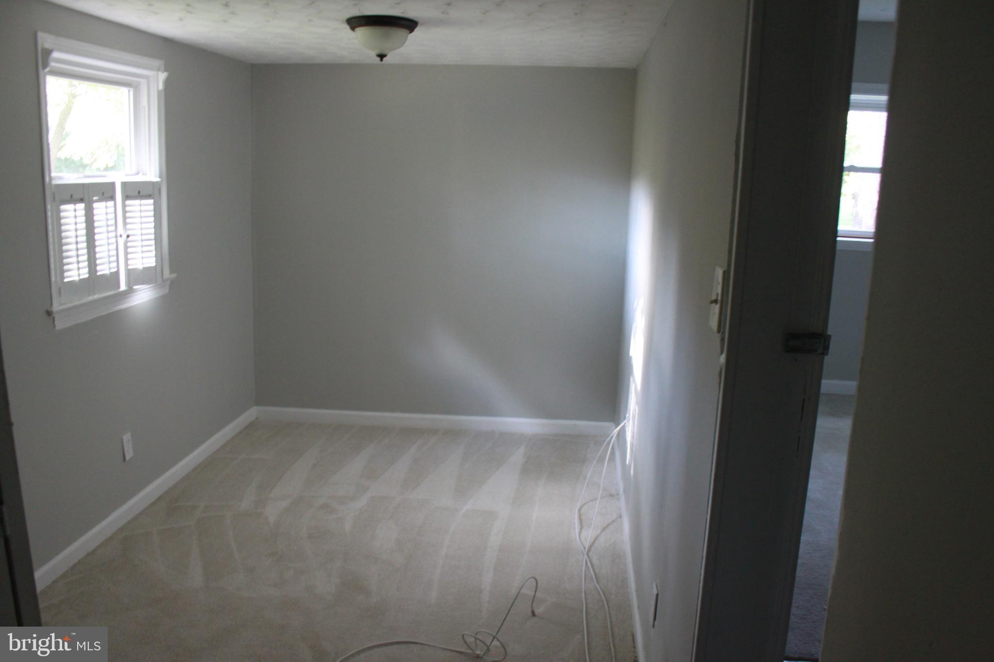 SUNNYSIDE - Residential Lease