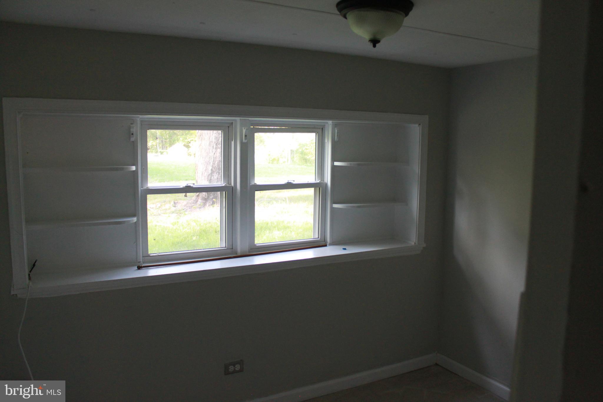 SUNNYSIDE - Residential Lease