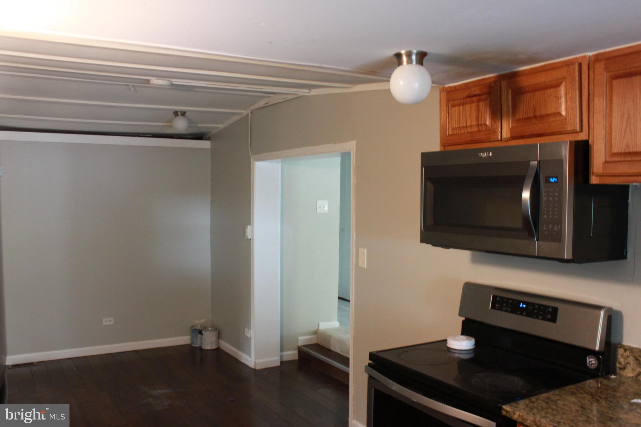 SUNNYSIDE - Residential Lease