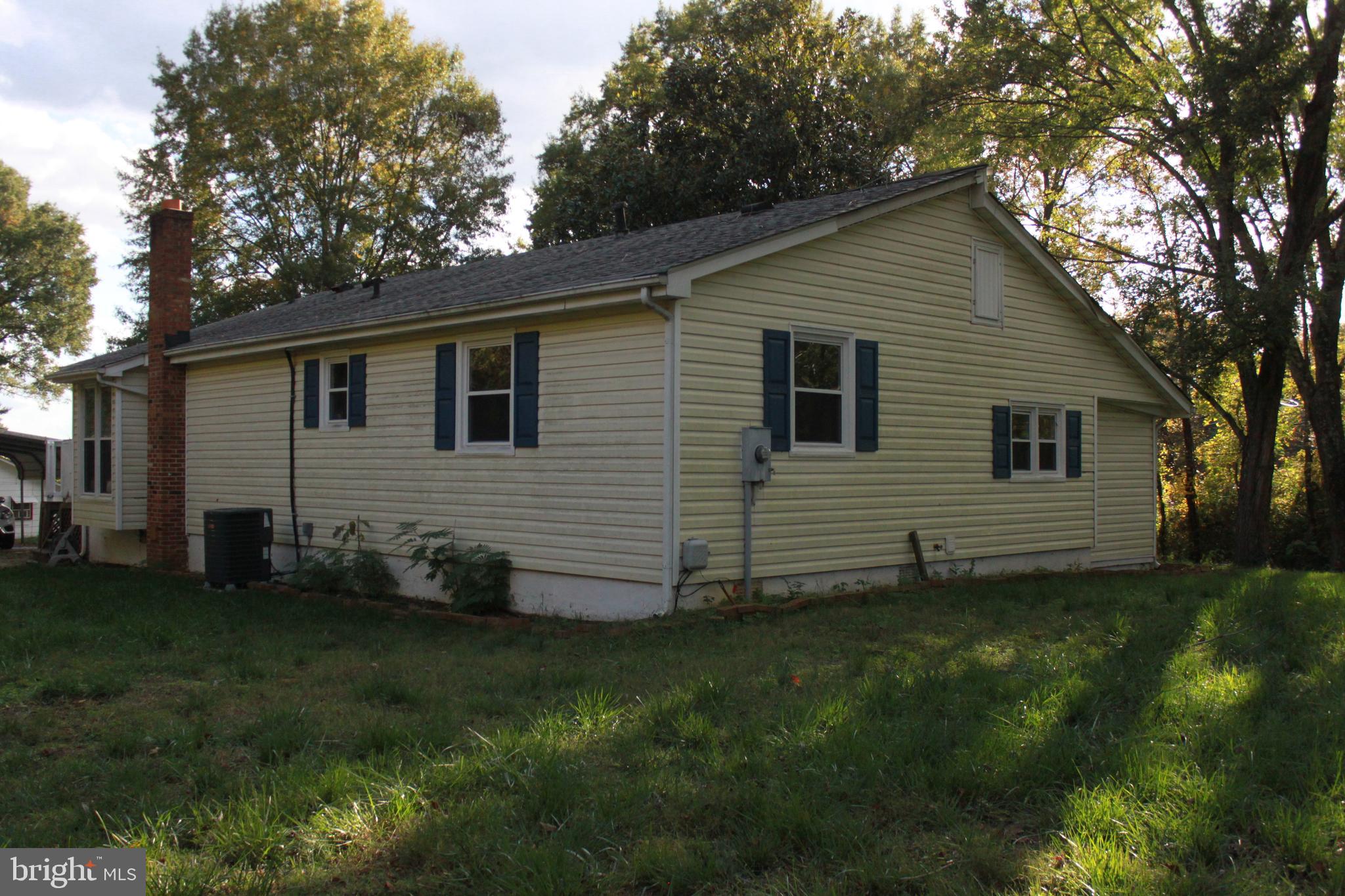 SUNNYSIDE - Residential Lease