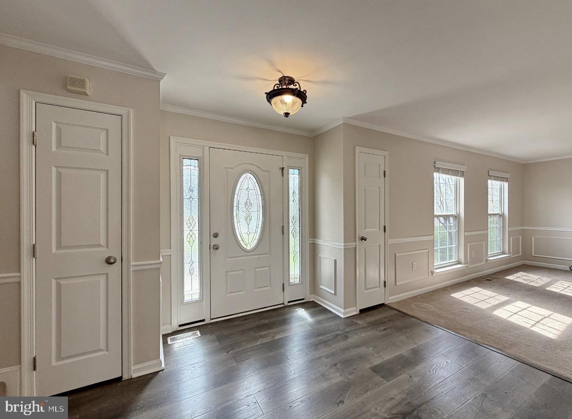 1305 LEICESTER DRIVE