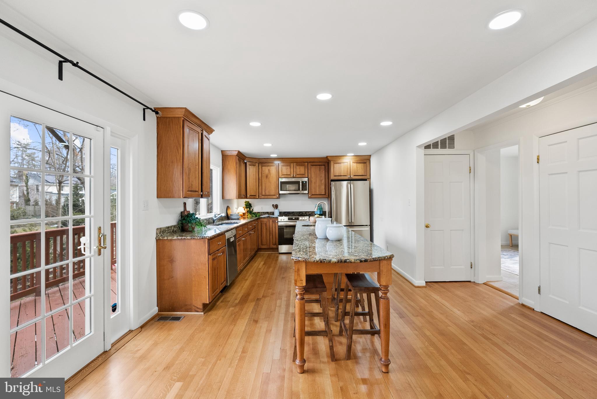 BURNING TREE MANOR - Residential